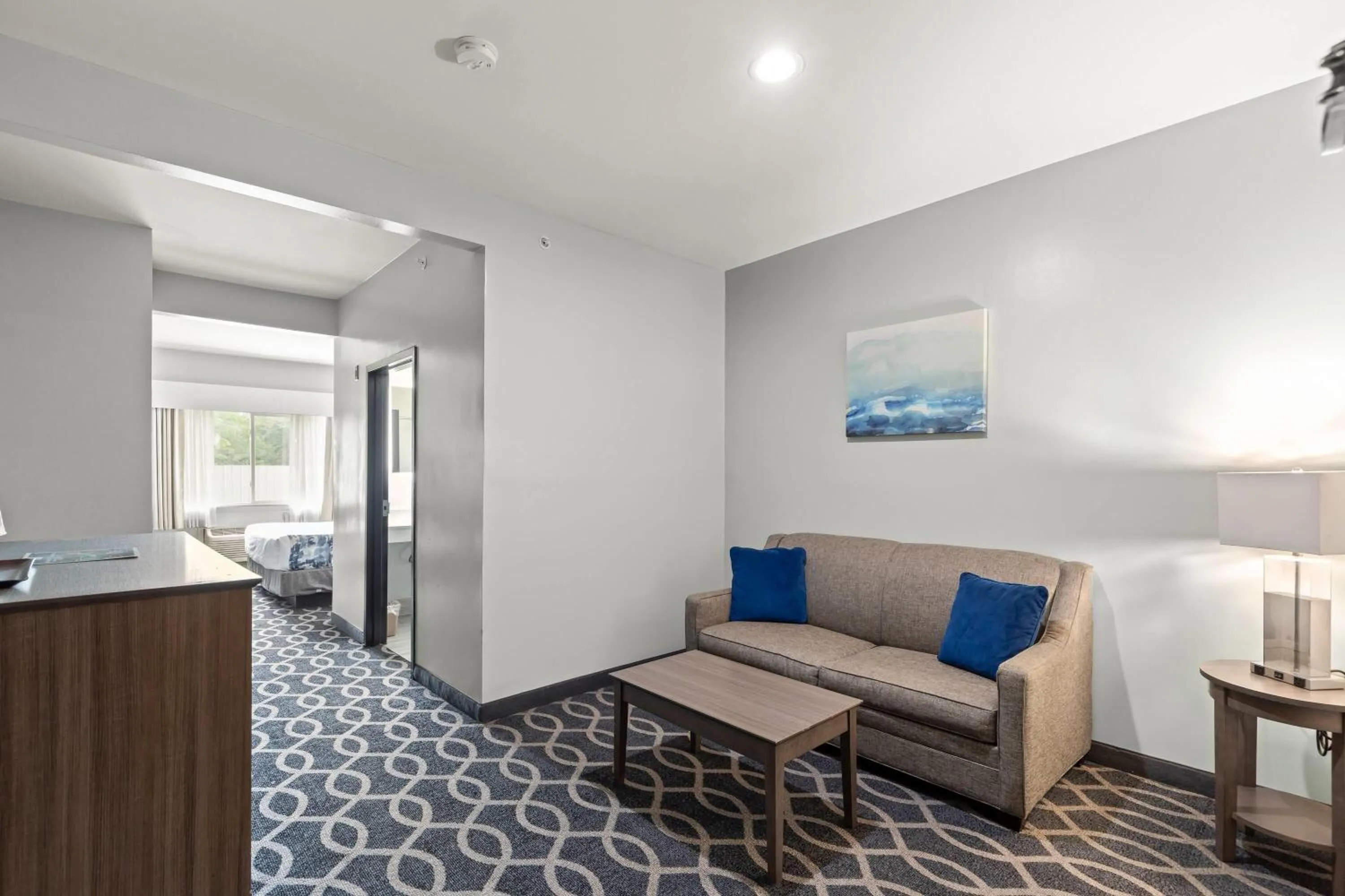 Photo of the whole room in Wingate by Wyndham Humble/Houston Intercontinental Airport