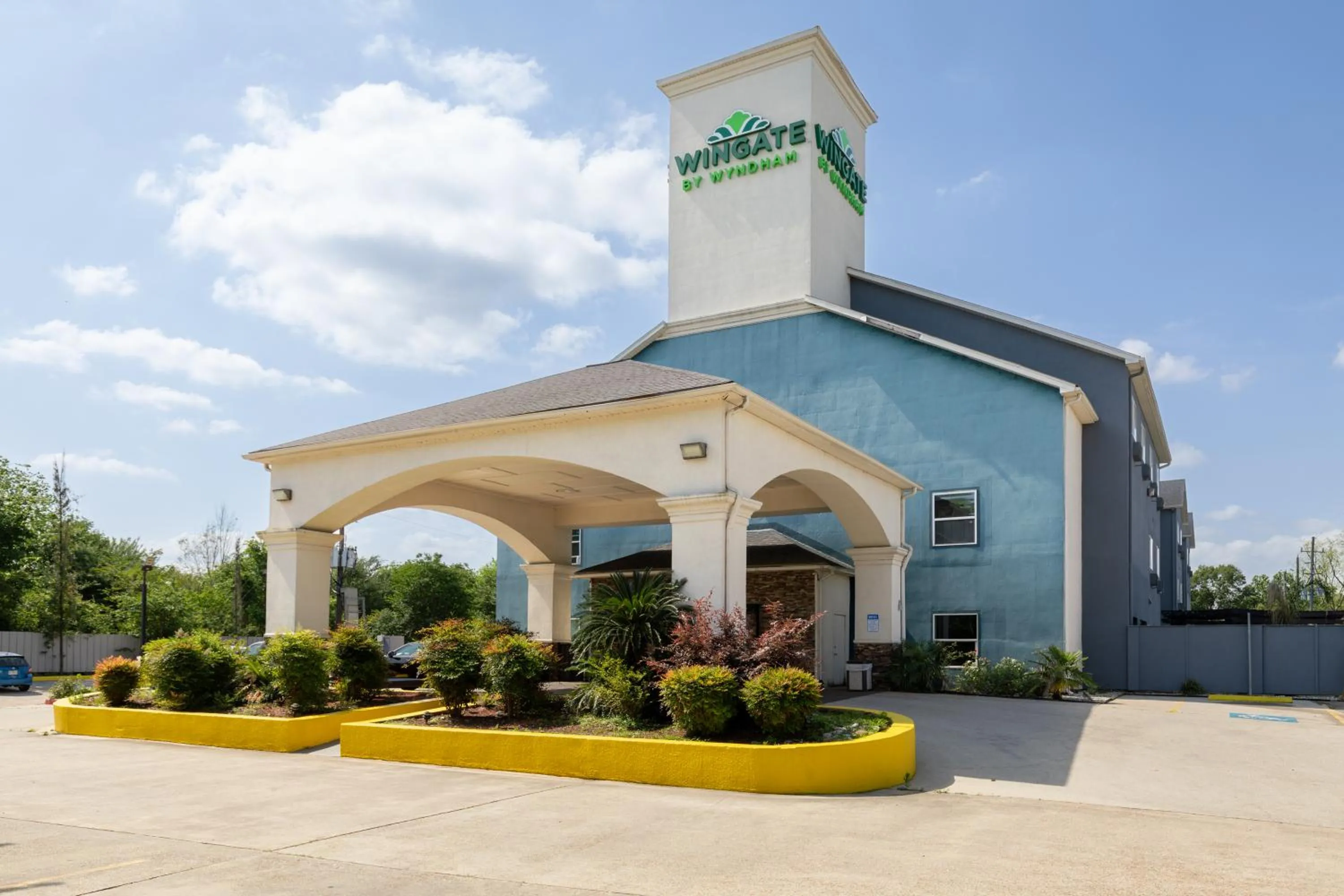 Property building in Wingate by Wyndham Humble/Houston Intercontinental Airport