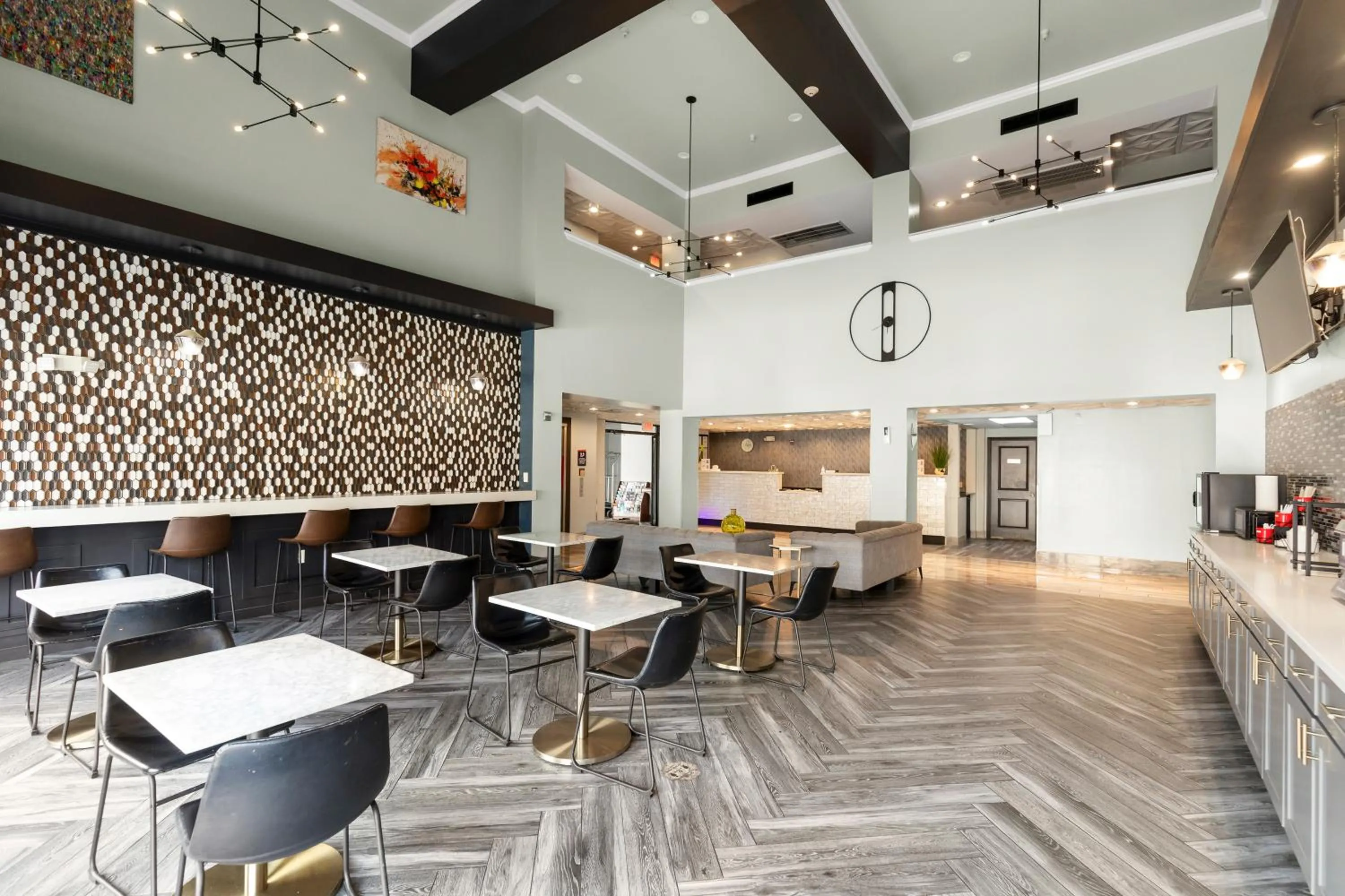 Breakfast in Wingate by Wyndham Humble/Houston Intercontinental Airport