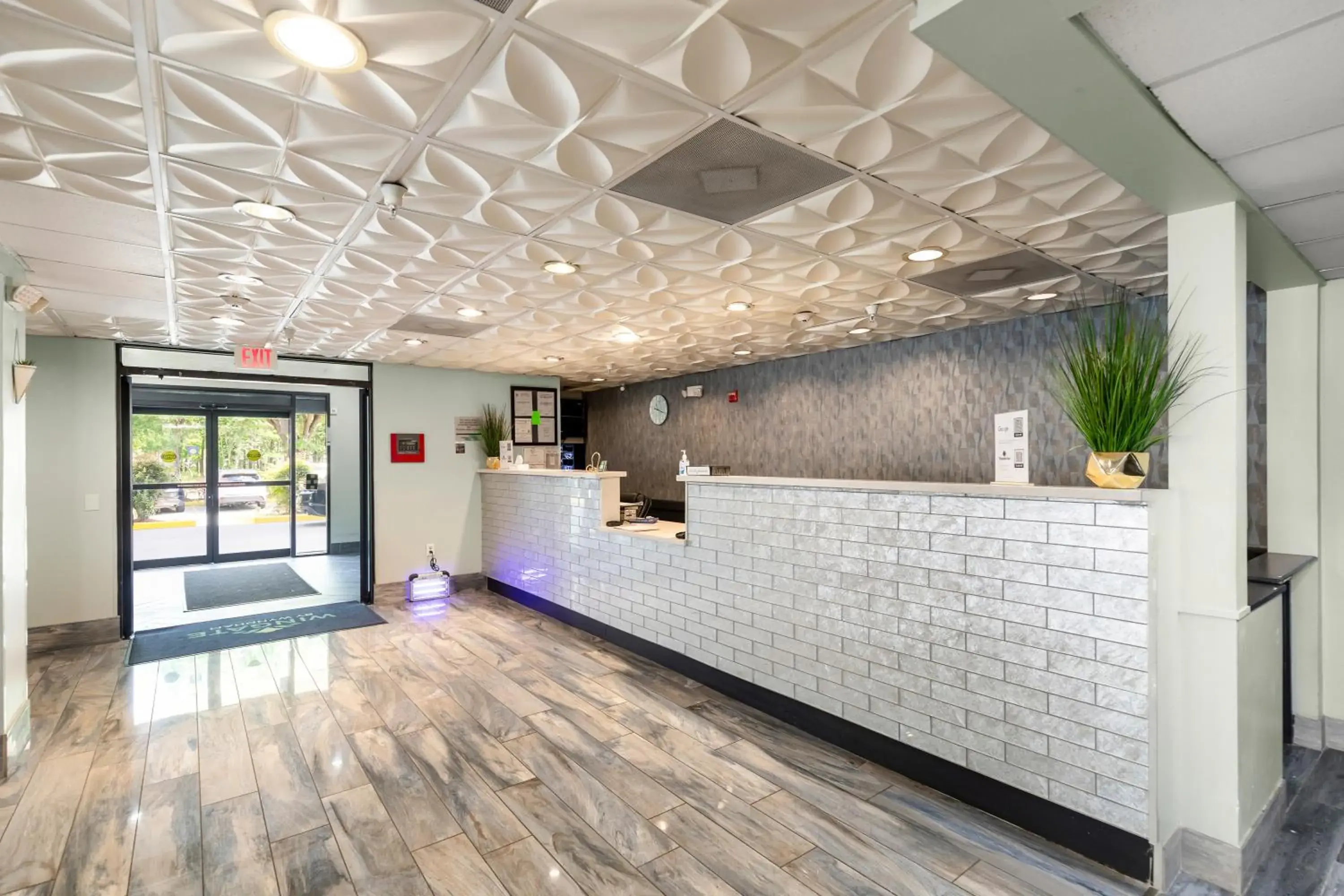 Lobby or reception in Wingate by Wyndham Humble/Houston Intercontinental Airport Lobby or reception in Wingate by Wyndham Humble/Houston Intercontinental Airport