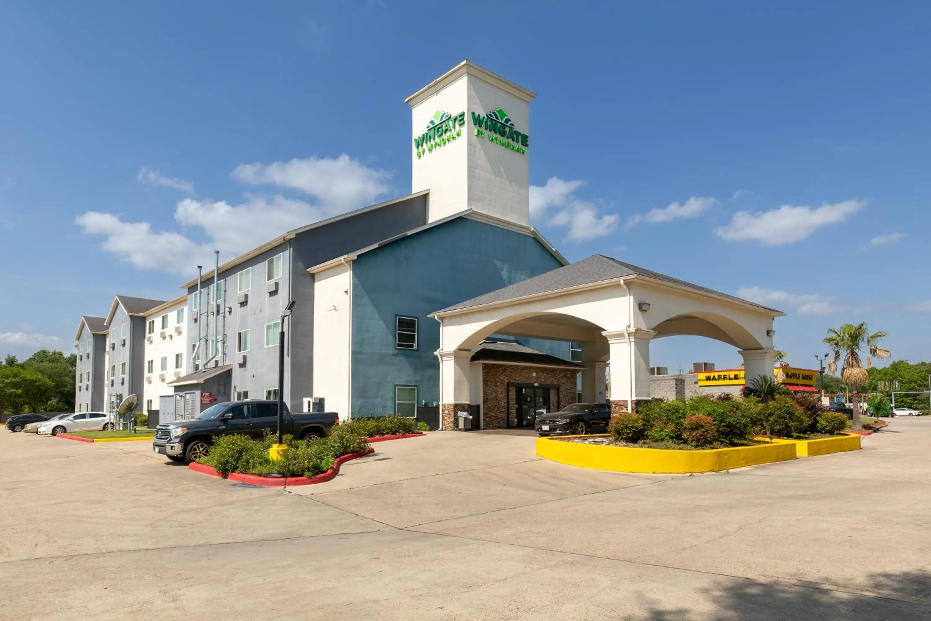 Property building in Wingate by Wyndham Humble/Houston Intercontinental Airport