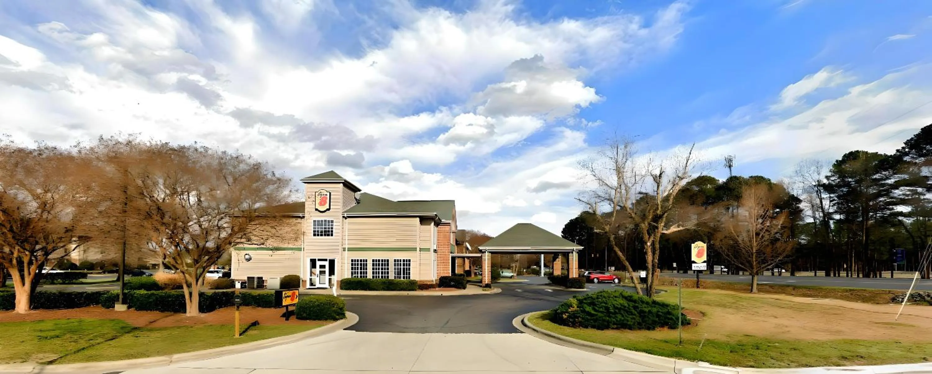 Property building in Super 8 by Wyndham Smithfield-Selma