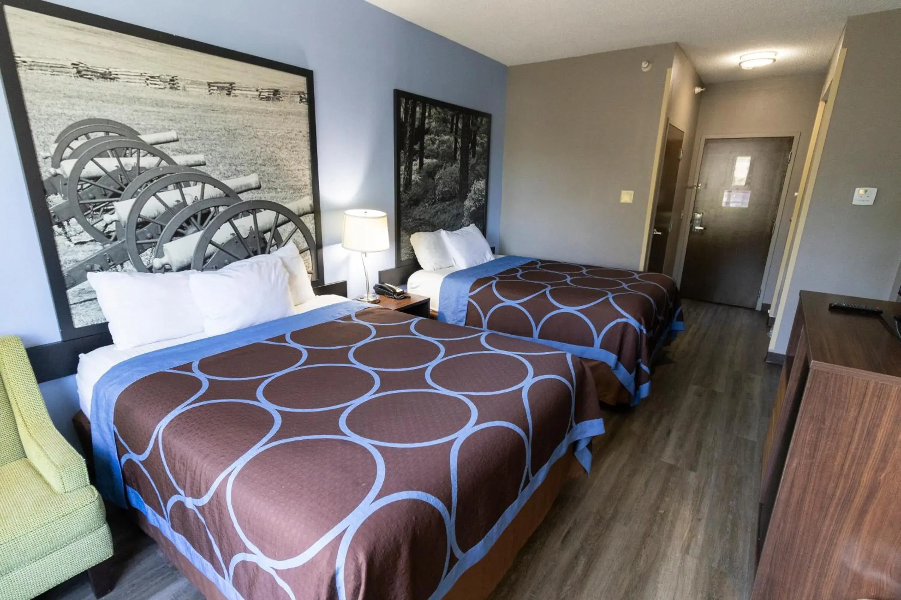 Bed in Super 8 by Wyndham Smithfield-Selma Bed in Super 8 by Wyndham Smithfield-Selma