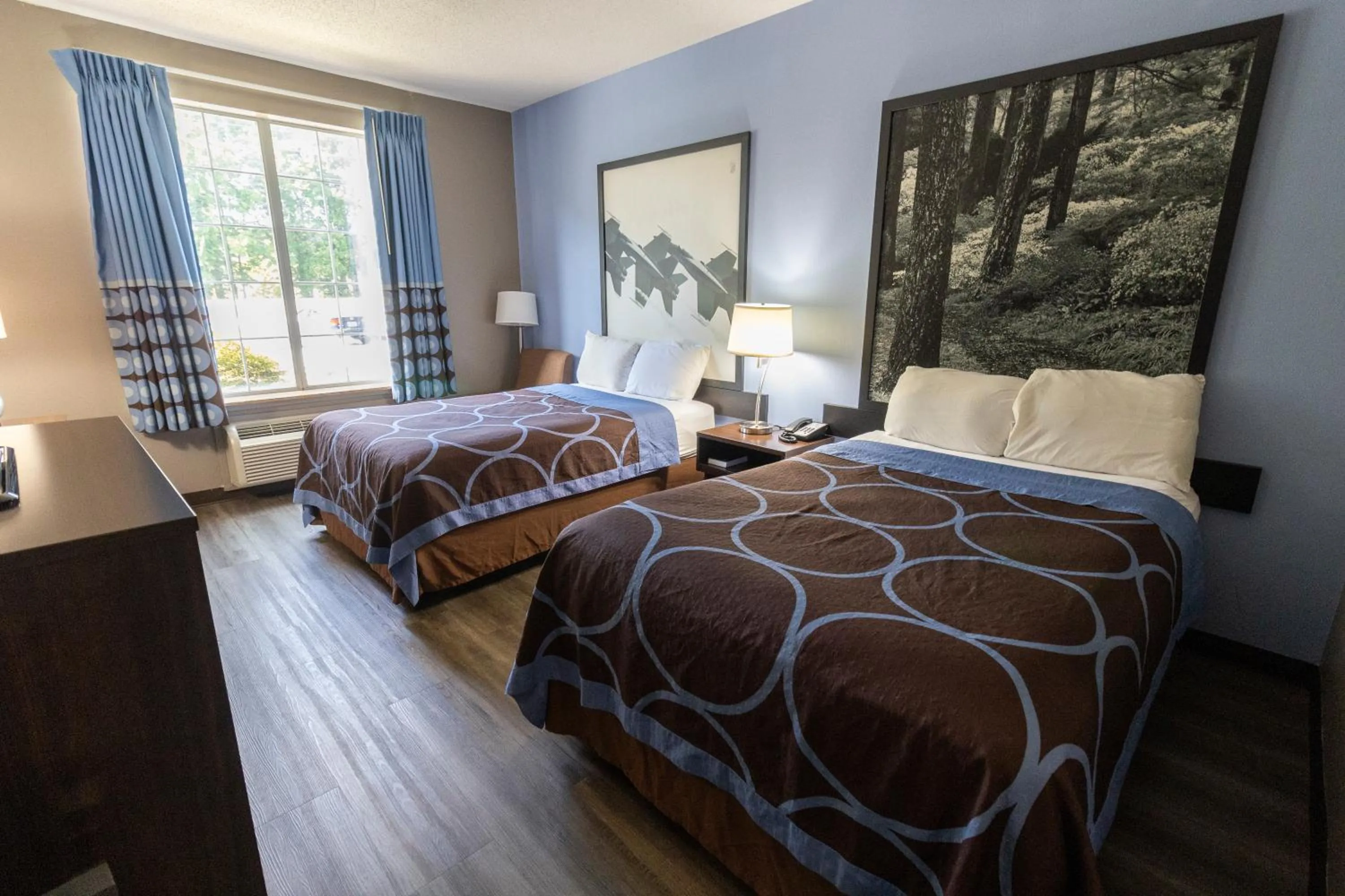 Bed in Super 8 by Wyndham Smithfield-Selma