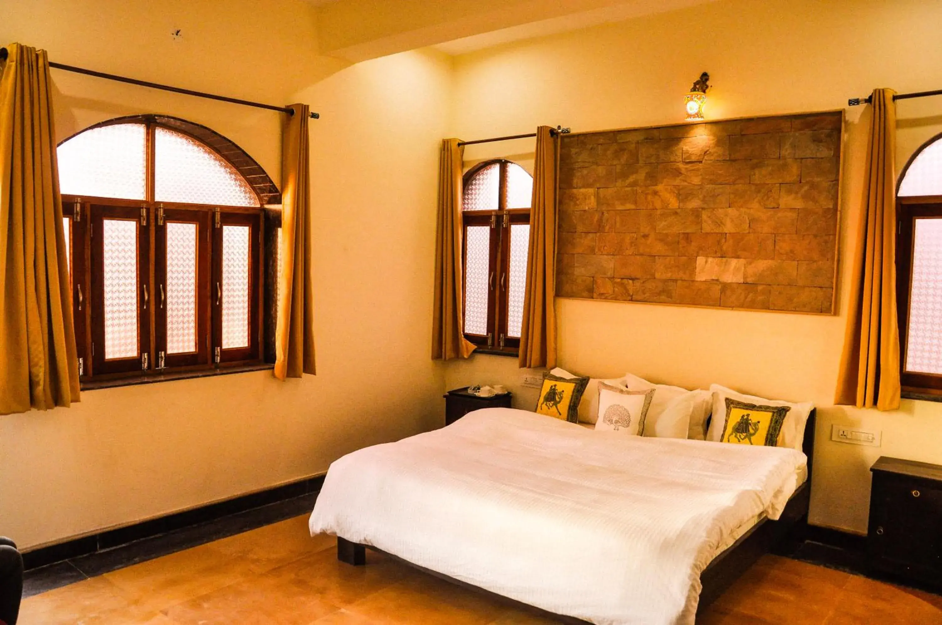 Deluxe Double Room in Hotel Vamdev Fort Deluxe Double Room in Hotel Vamdev Fort