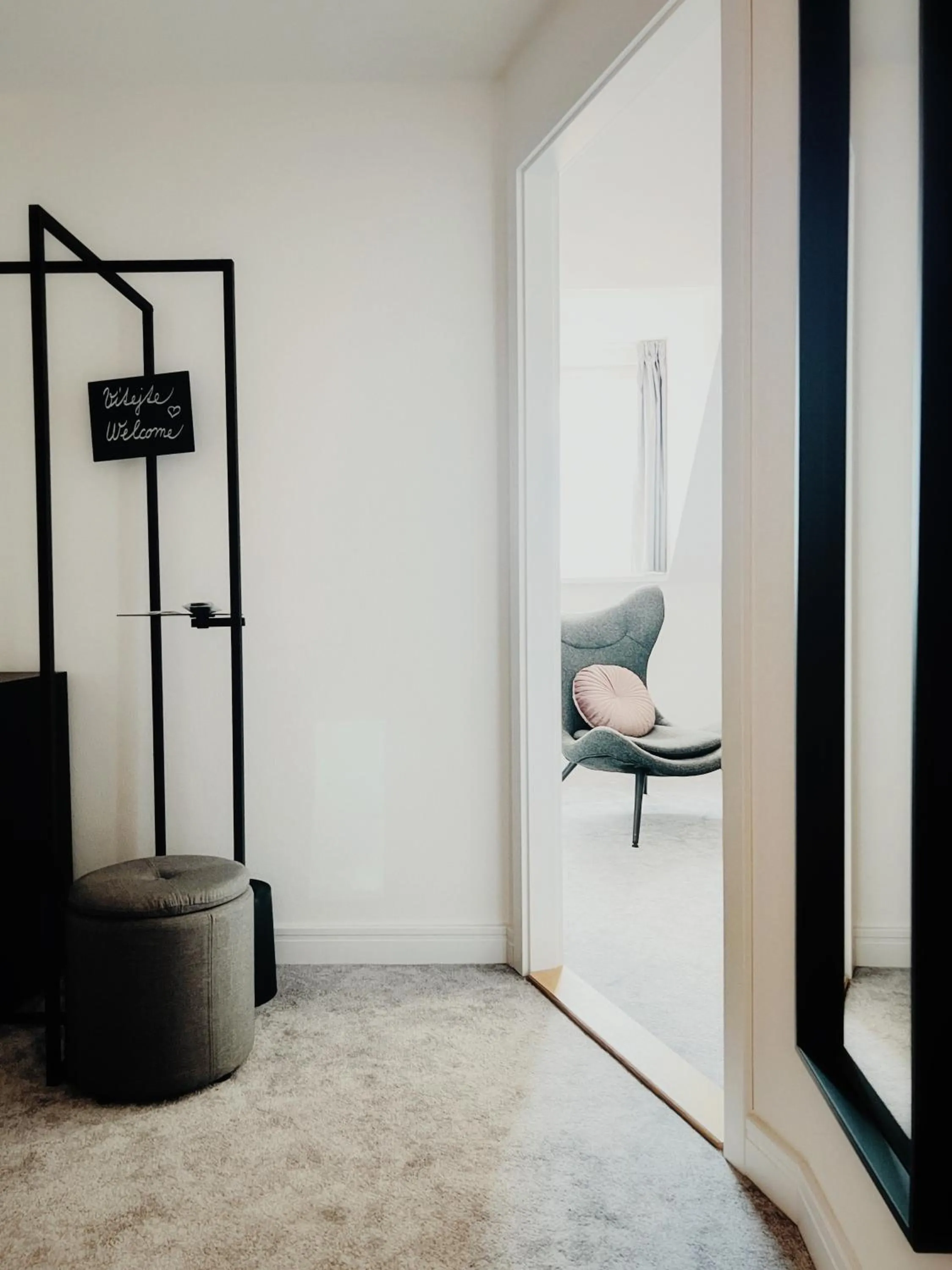 wardrobe in Pension MONO - Adults Only