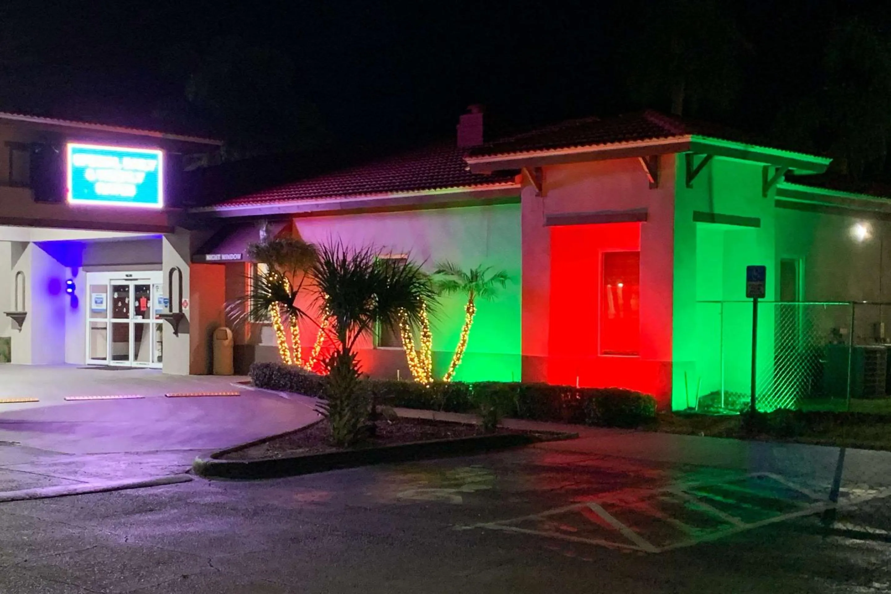 Property building in Rodeway Inn Sun City Center