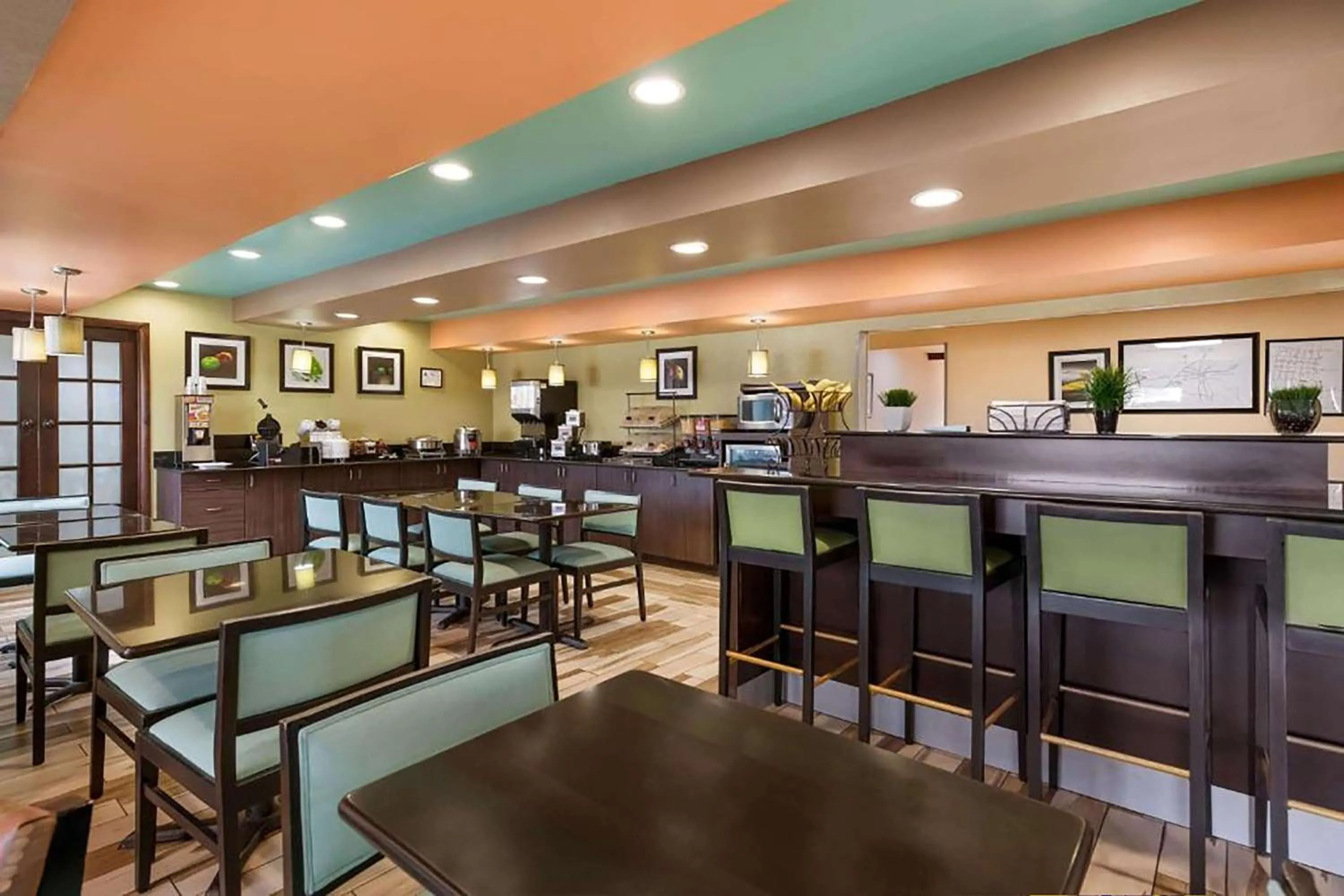 Restaurant/places to eat in Baymont by Wyndham Elizabeth City