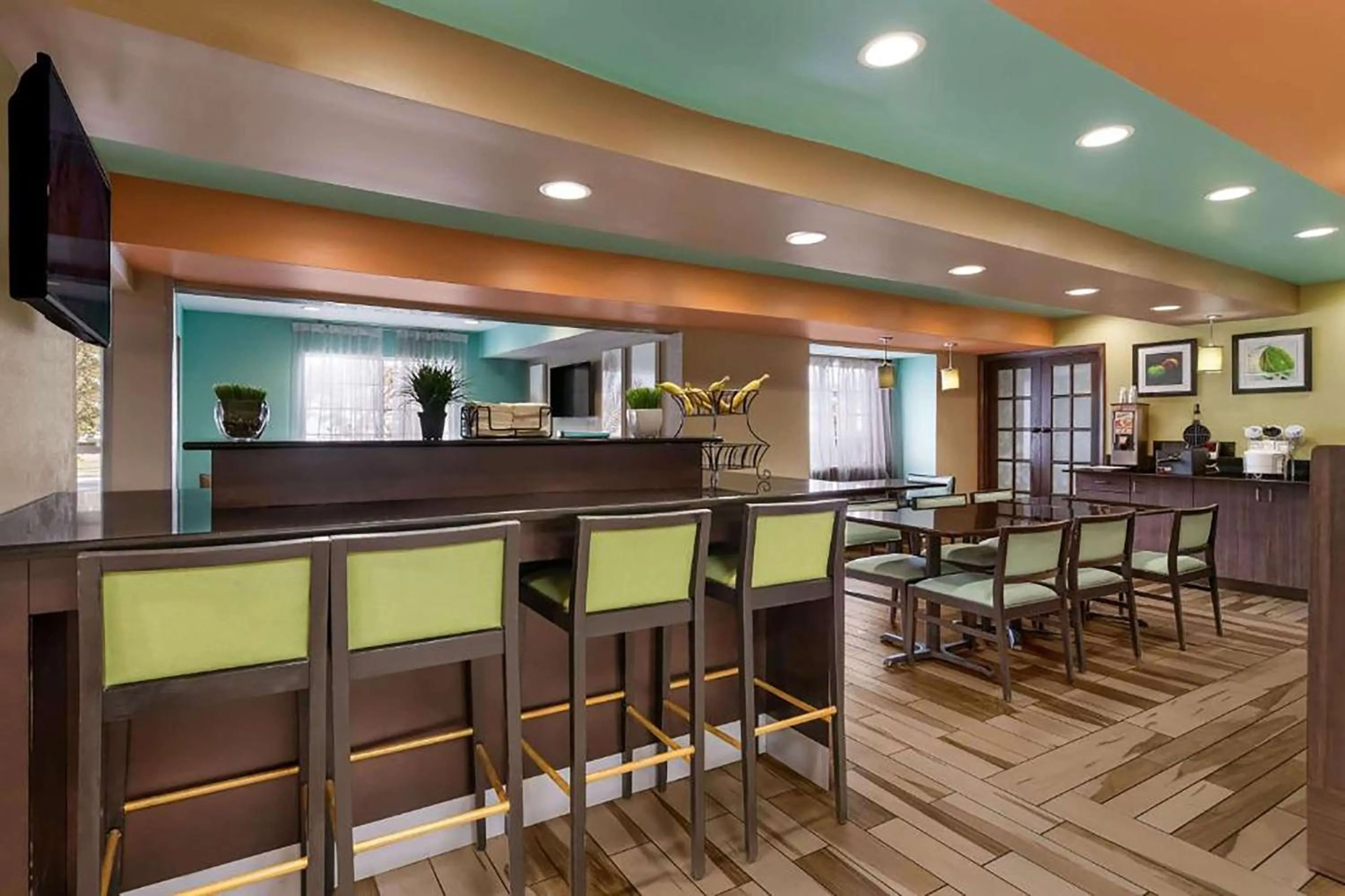 Restaurant/places to eat in Baymont by Wyndham Elizabeth City