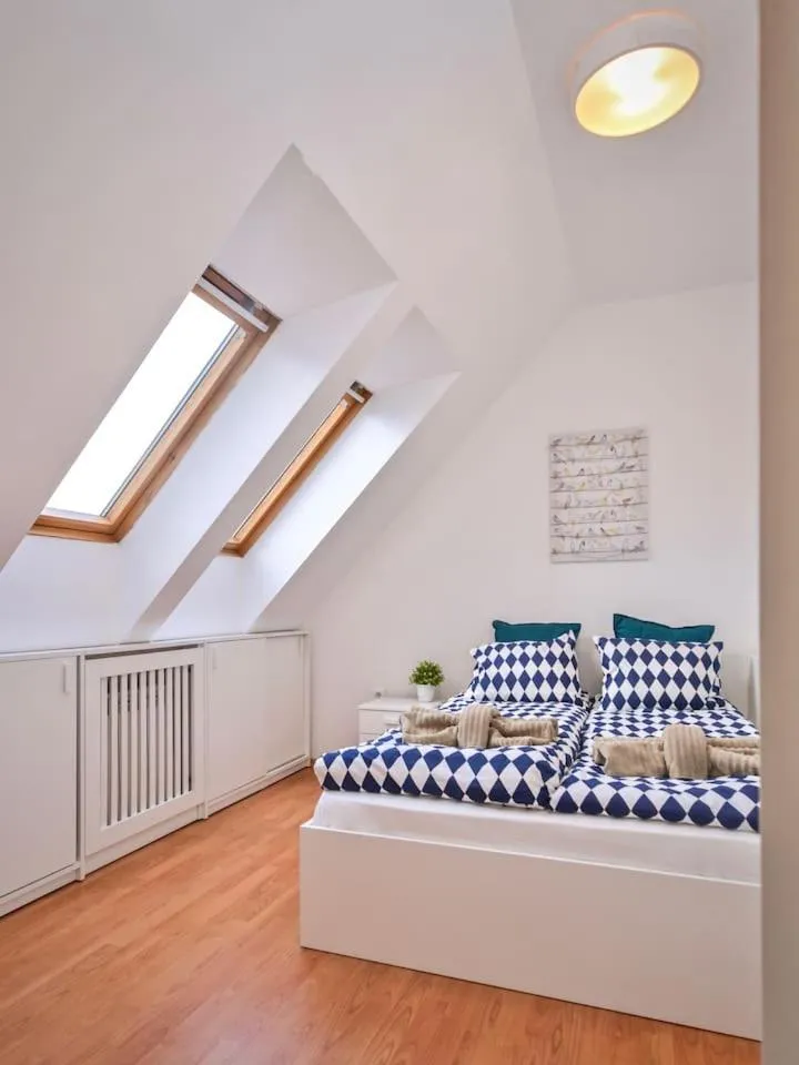 Bed in Spacious 2BD 2BA Flat - South Park & Vitosha Views by Flat Mаnager