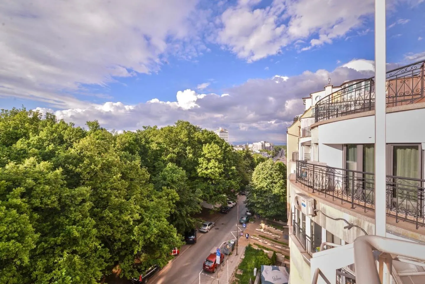 Balcony/Terrace in Spacious 2BD 2BA Flat - South Park & Vitosha Views by Flat Mаnager