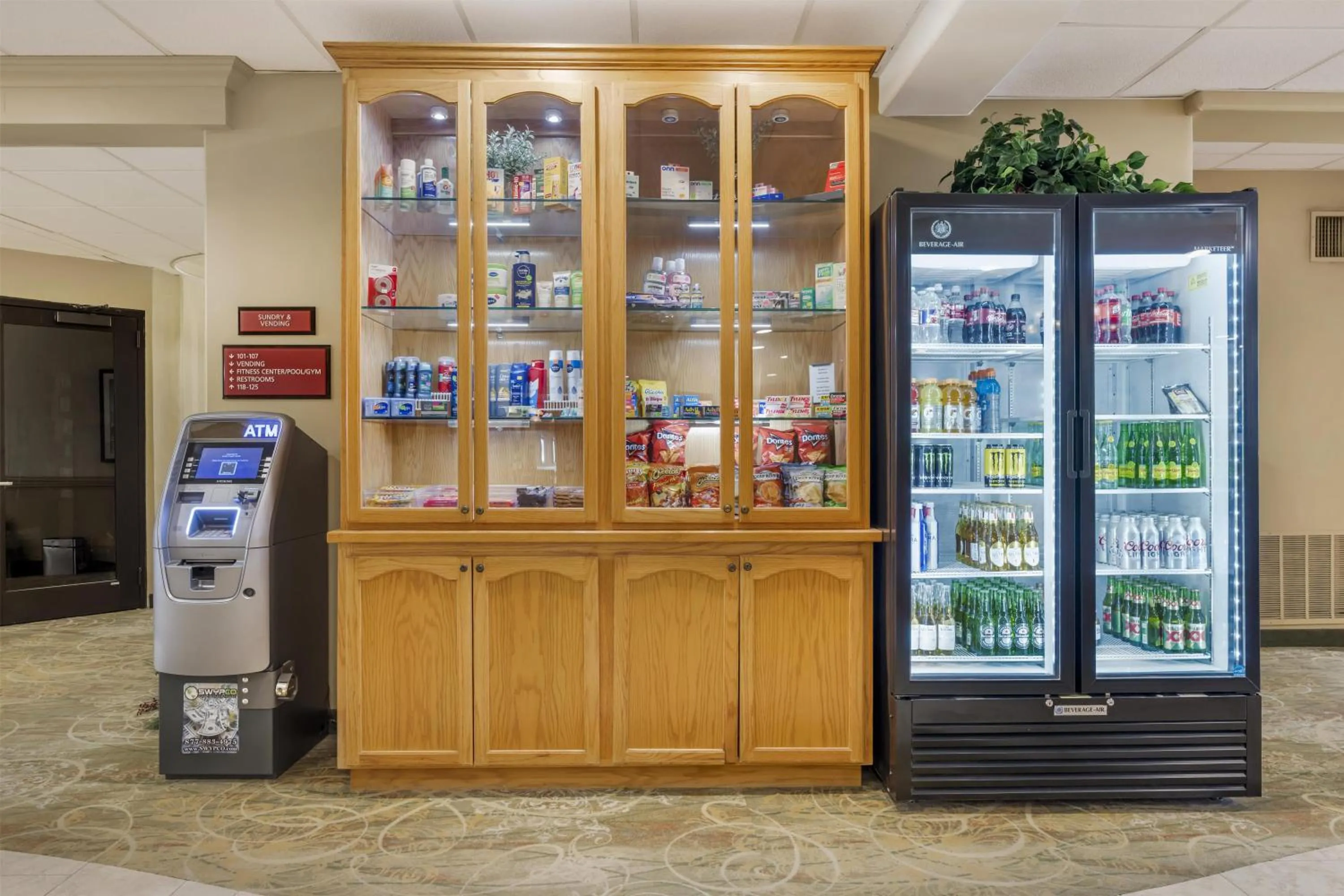 Bedroom in Best Western Plus Swiss Chalet Hotel & Suites