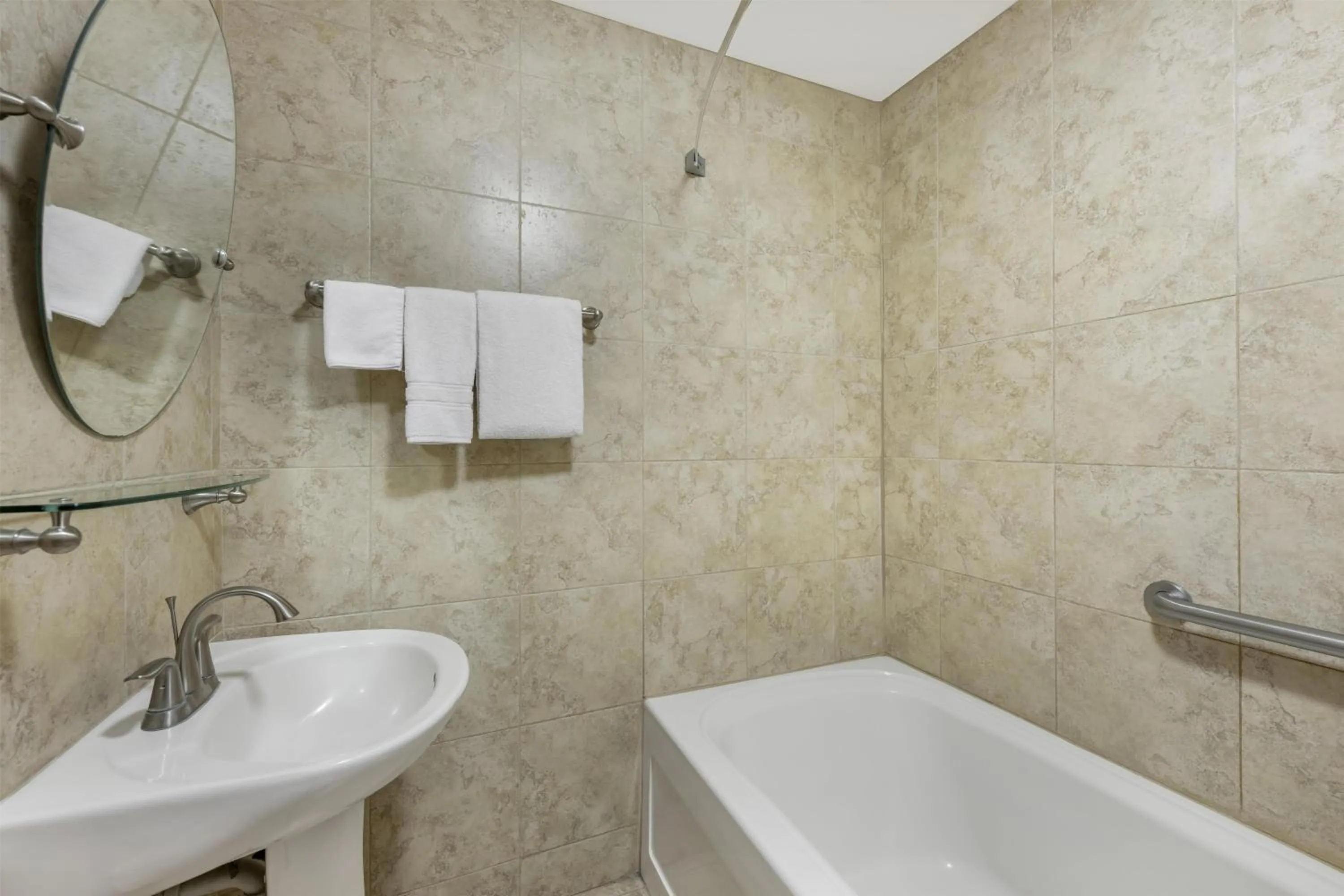 Bathroom in Best Western Plus Swiss Chalet Hotel & Suites