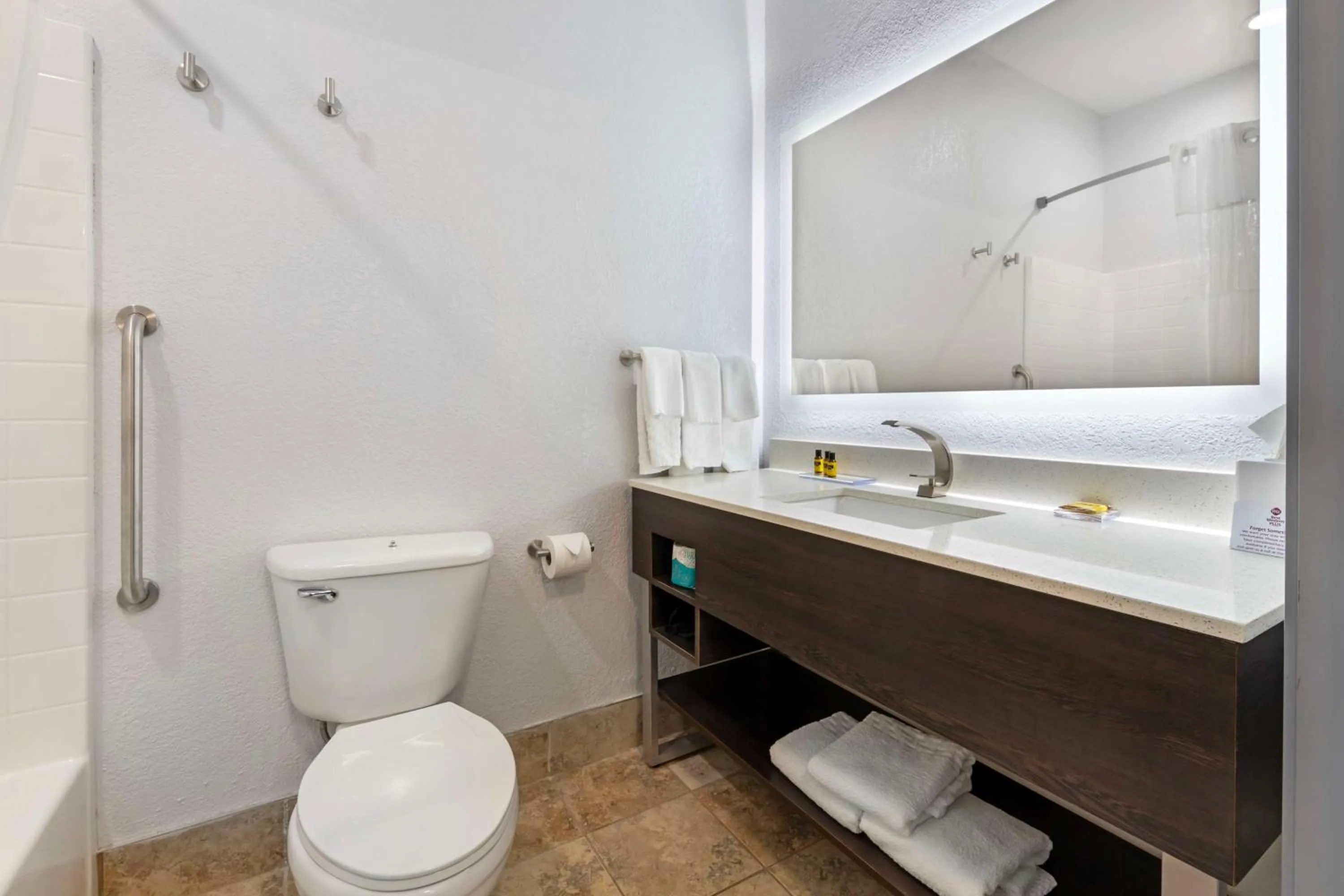 Bathroom in Best Western Plus Appleton Airport Mall Hotel