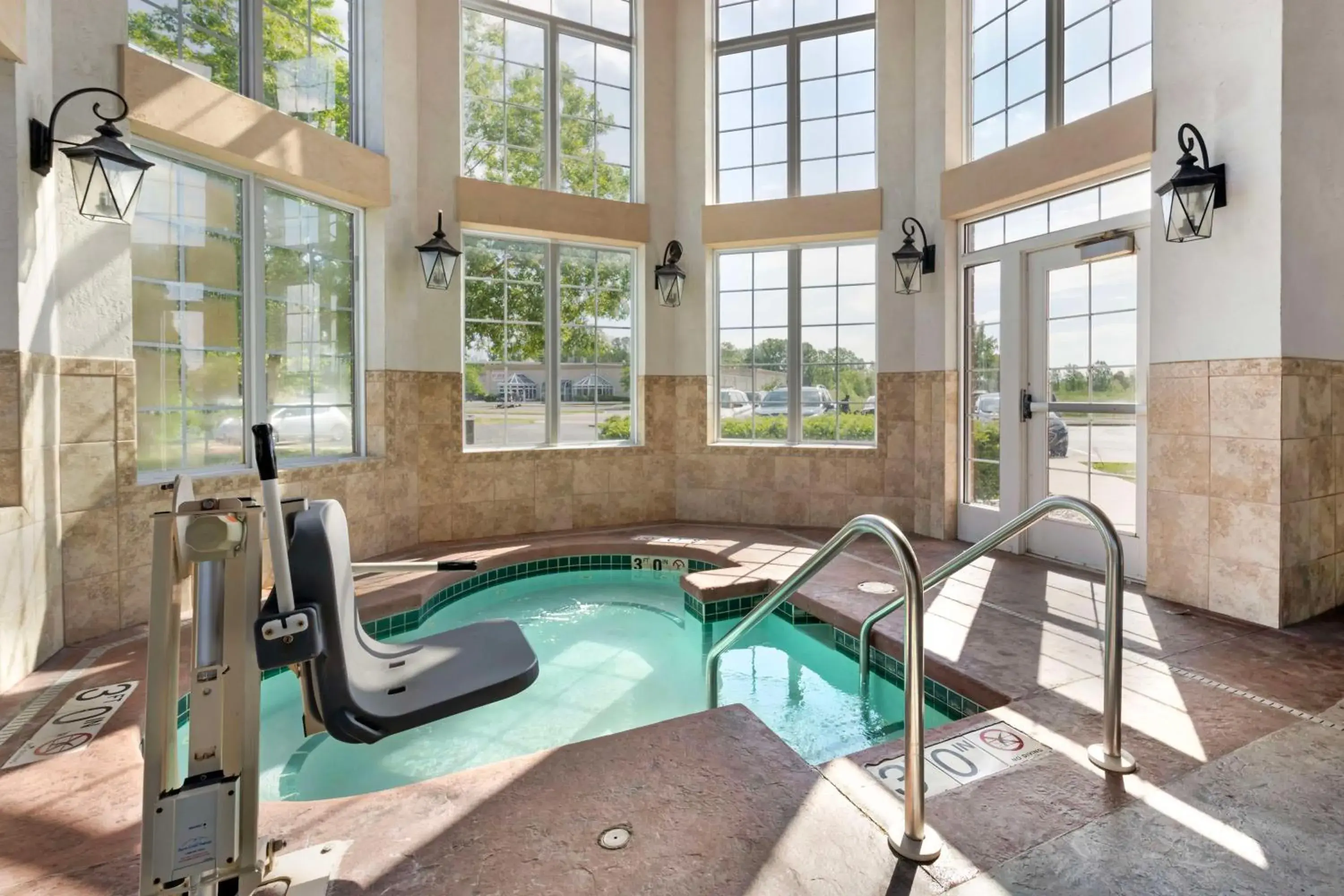 Pool view in Best Western Plus Appleton Airport Mall Hotel Pool view in Best Western Plus Appleton Airport Mall Hotel