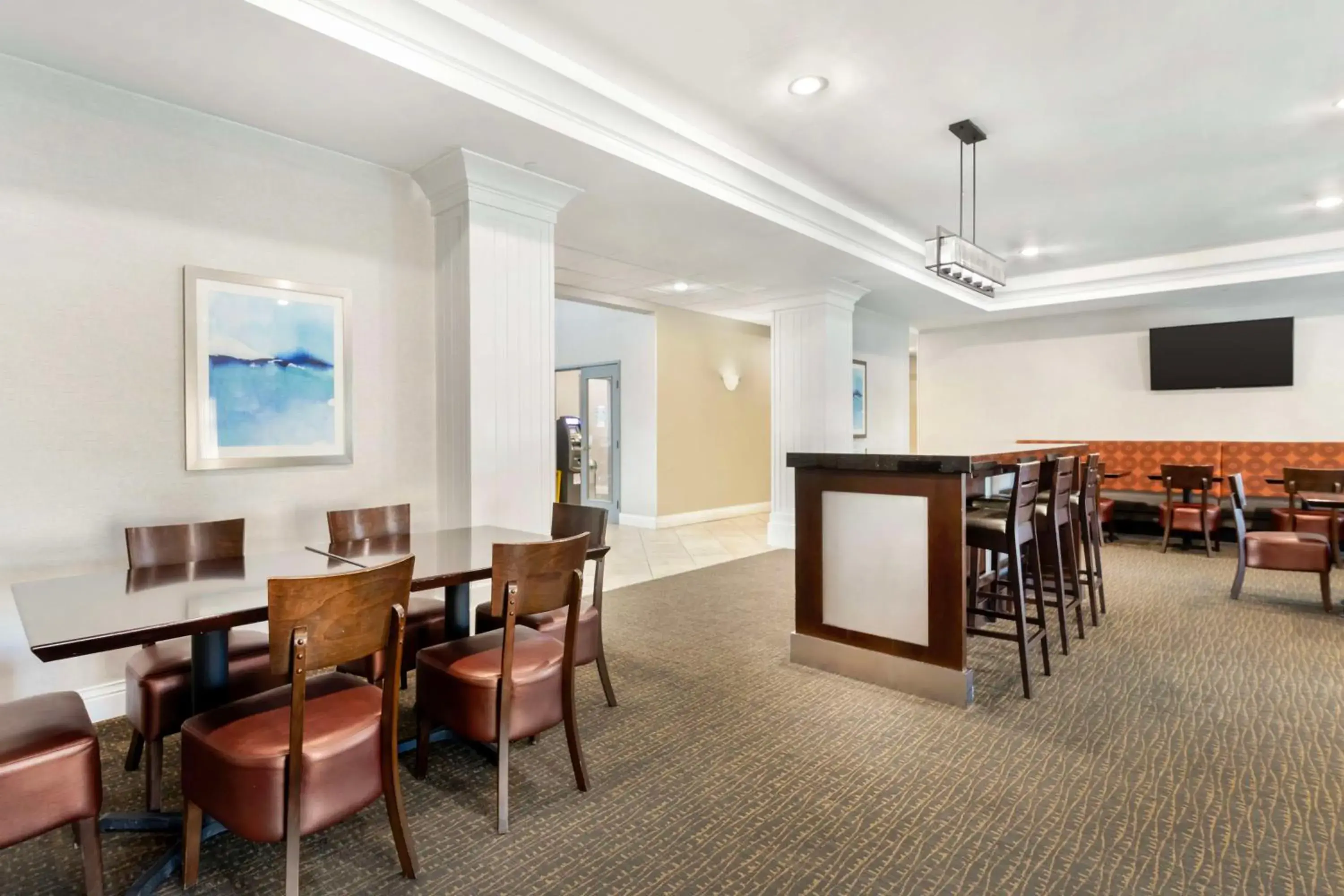 Breakfast in Best Western Plus Appleton Airport Mall Hotel Breakfast in Best Western Plus Appleton Airport Mall Hotel