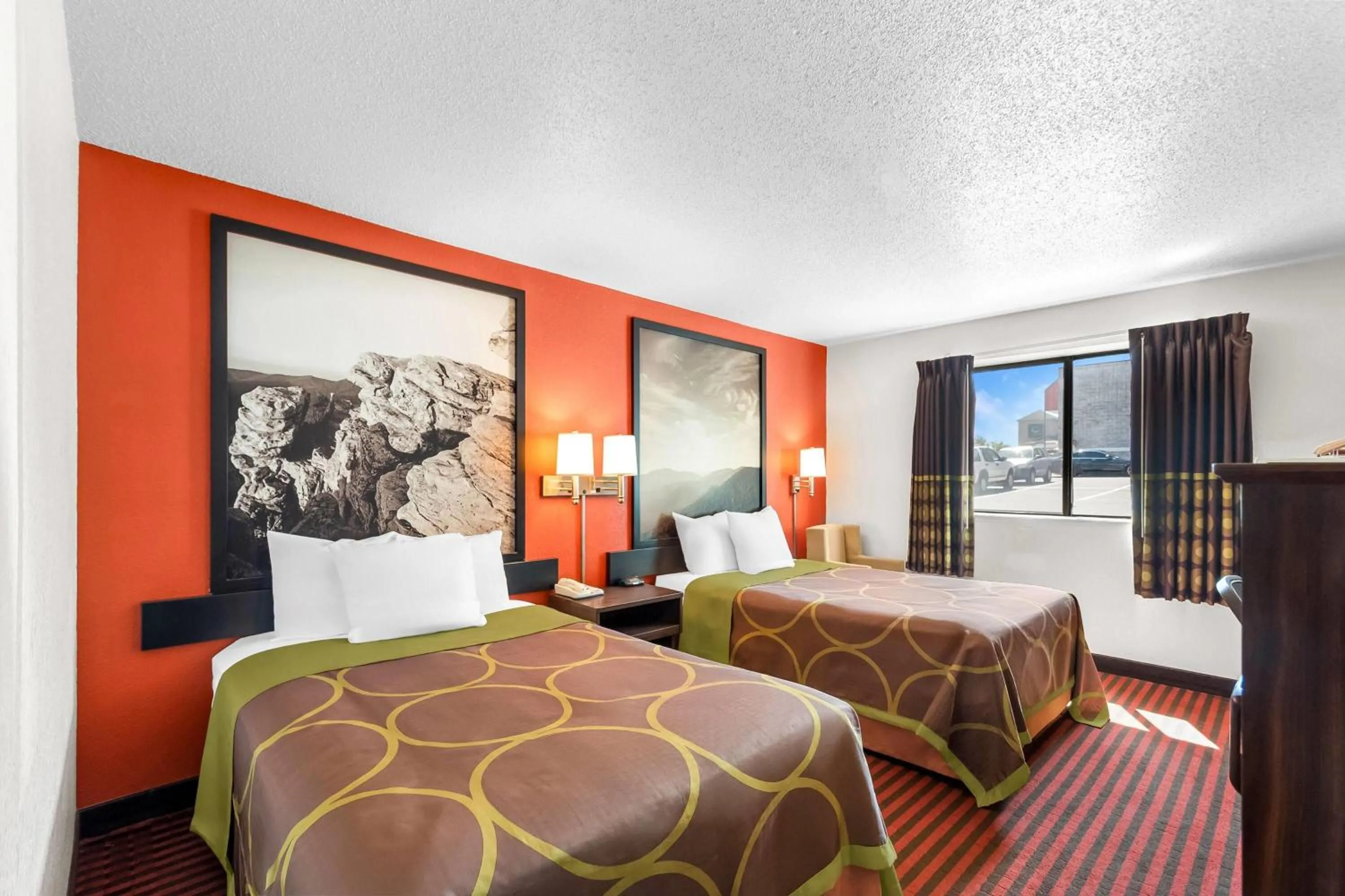 Bed in Super 8 by Wyndham Dumfries/Quantico