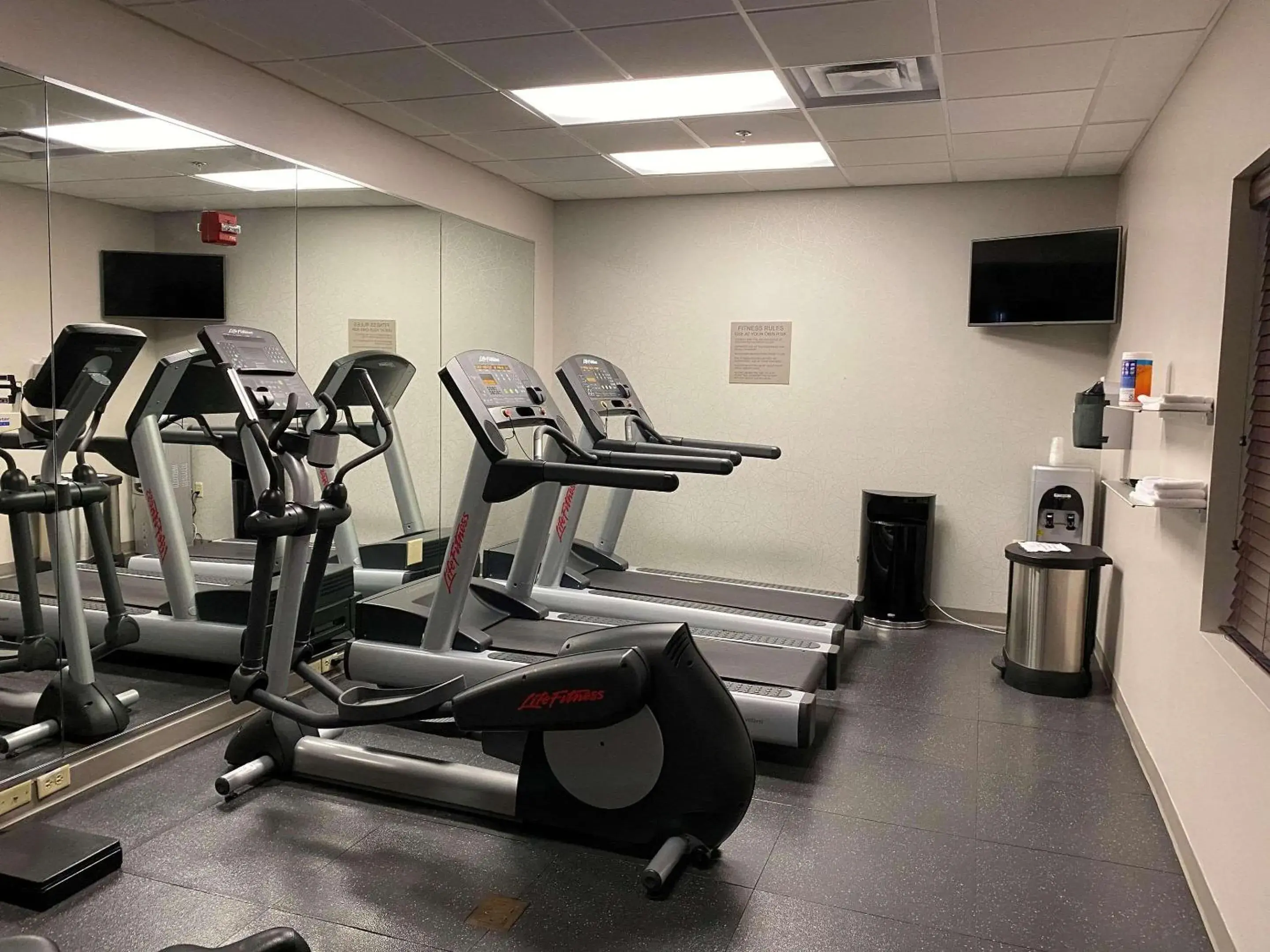 Fitness centre/facilities in Country Inn & Suites by Radisson, Athens, GA Fitness centre/facilities in Country Inn & Suites by Radisson, Athens, GA