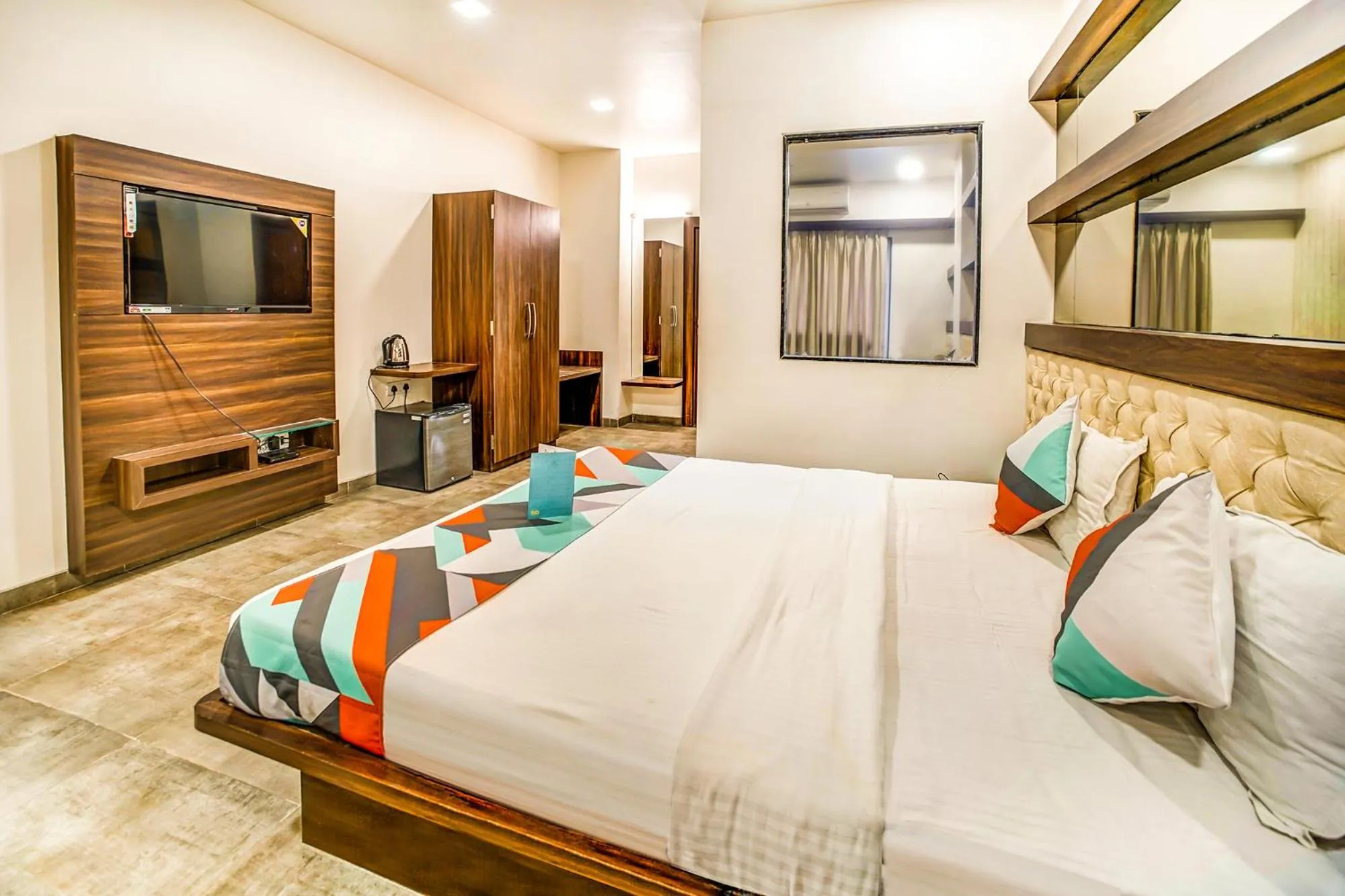 Bed in FabHotel Global Inn - Nr Sanjeevani Children's Hospital