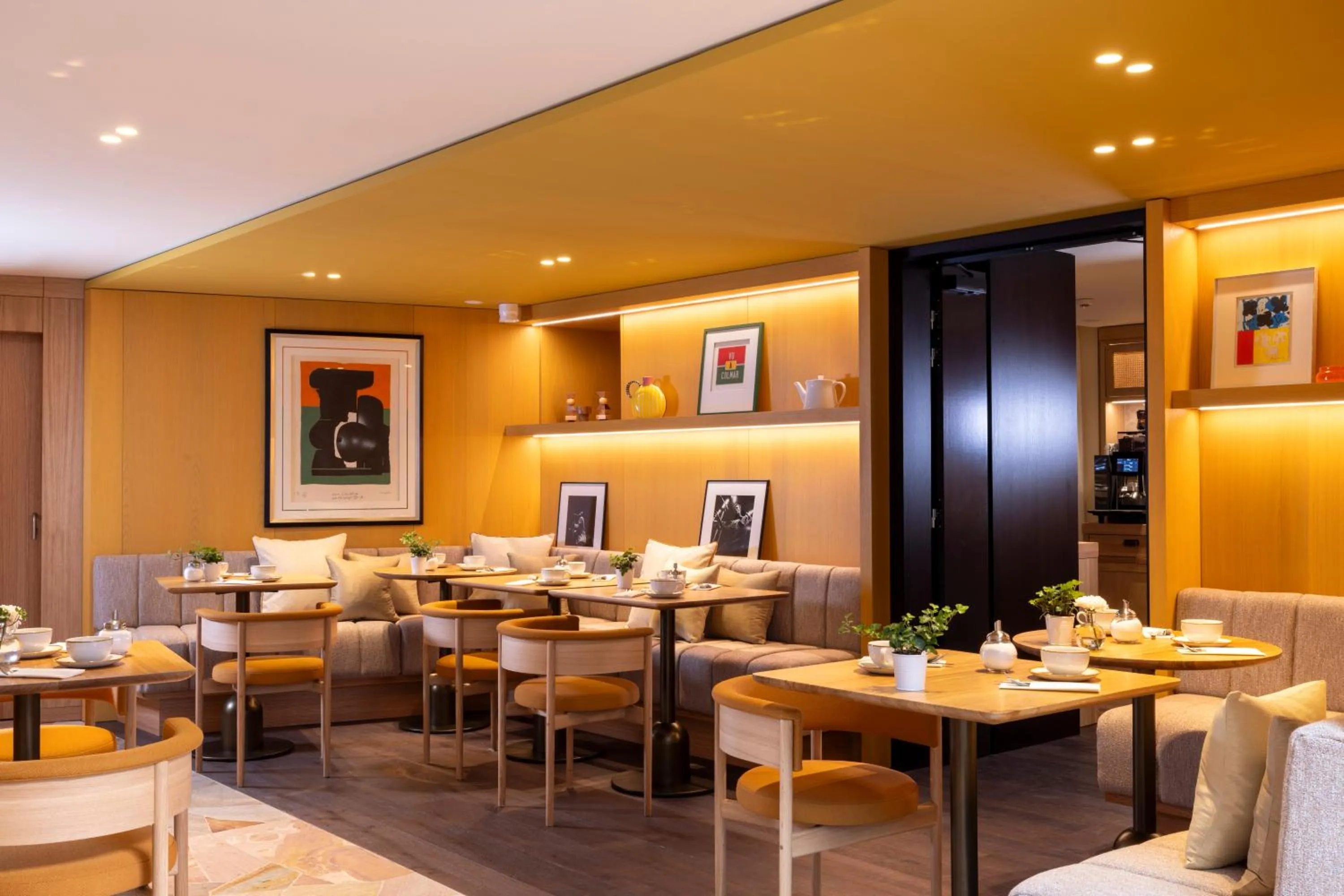 Breakfast in Hotel Le Colombier