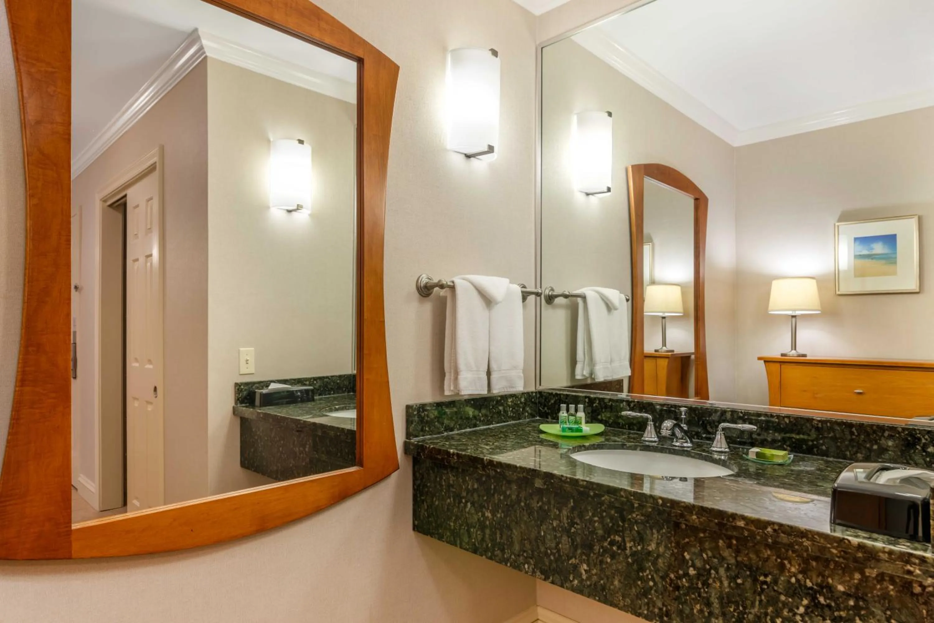 Bathroom in Gorges Grant Hotel