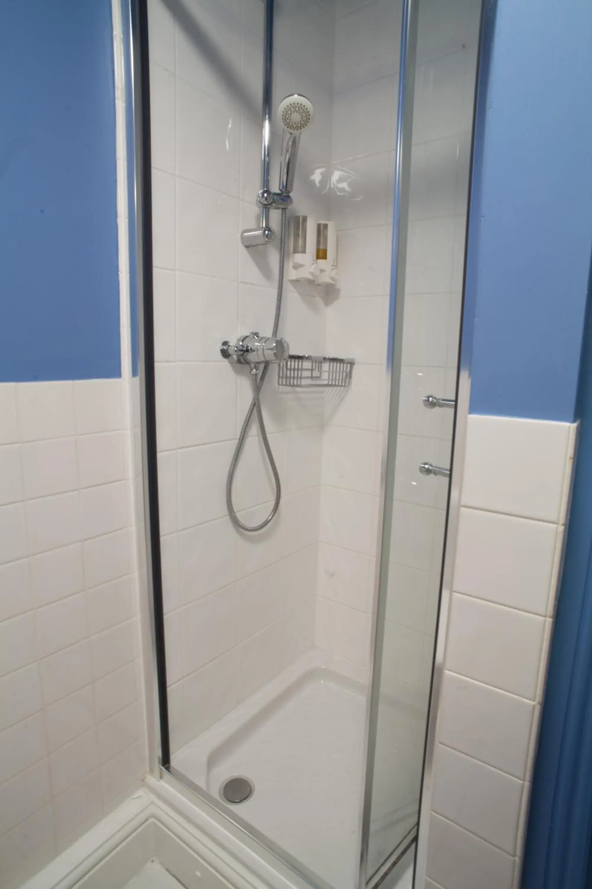 Superior Single Room - single occupancy in Hill View House Superior Single Room - single occupancy in Hill View House