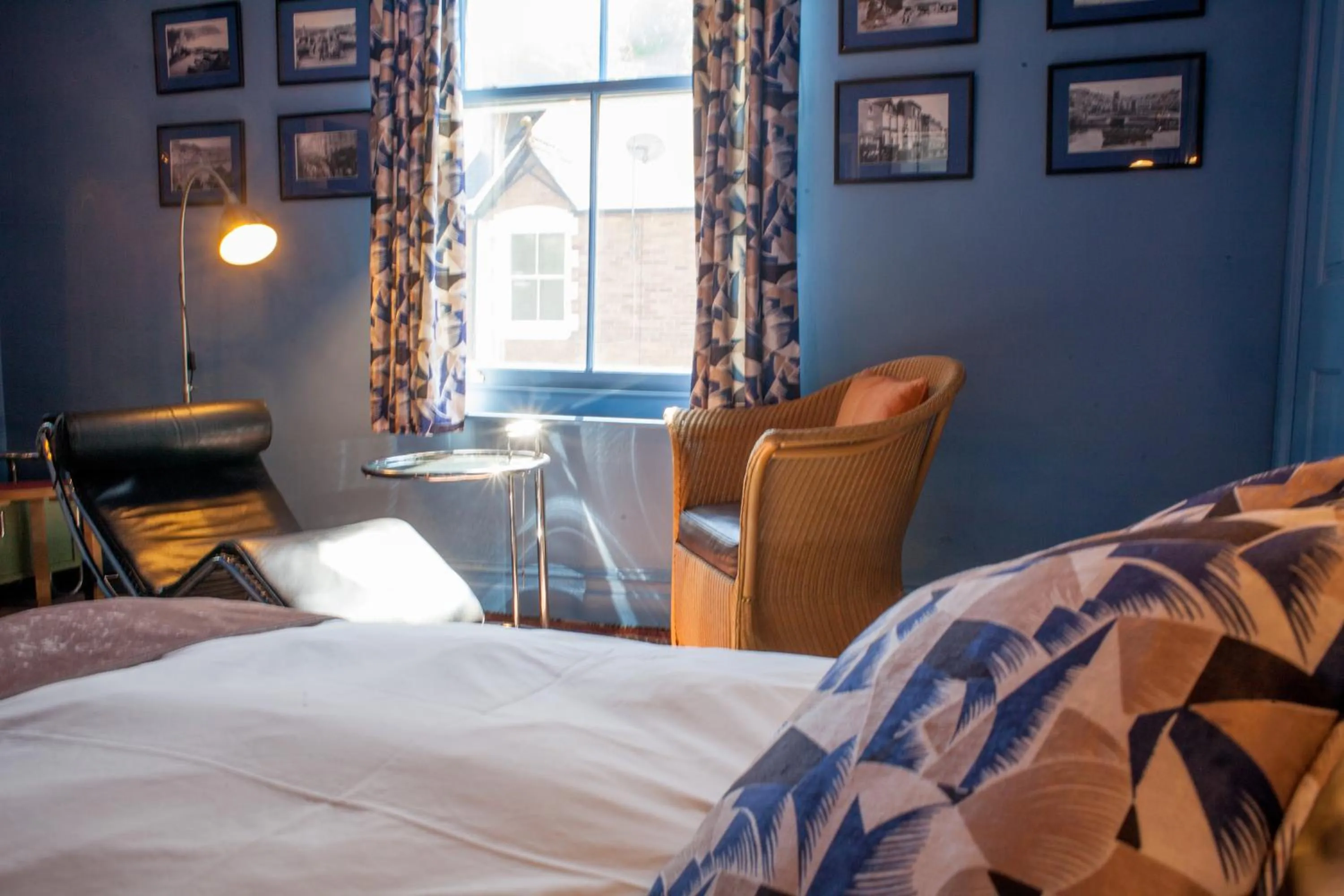 Bedroom, Bed in Hill View House