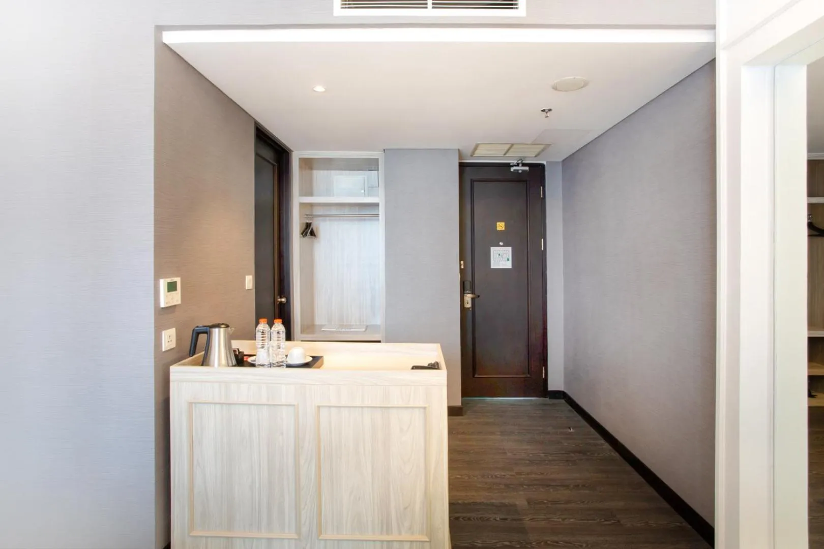 Coffee/tea facilities in Hotel Des Indes Menteng