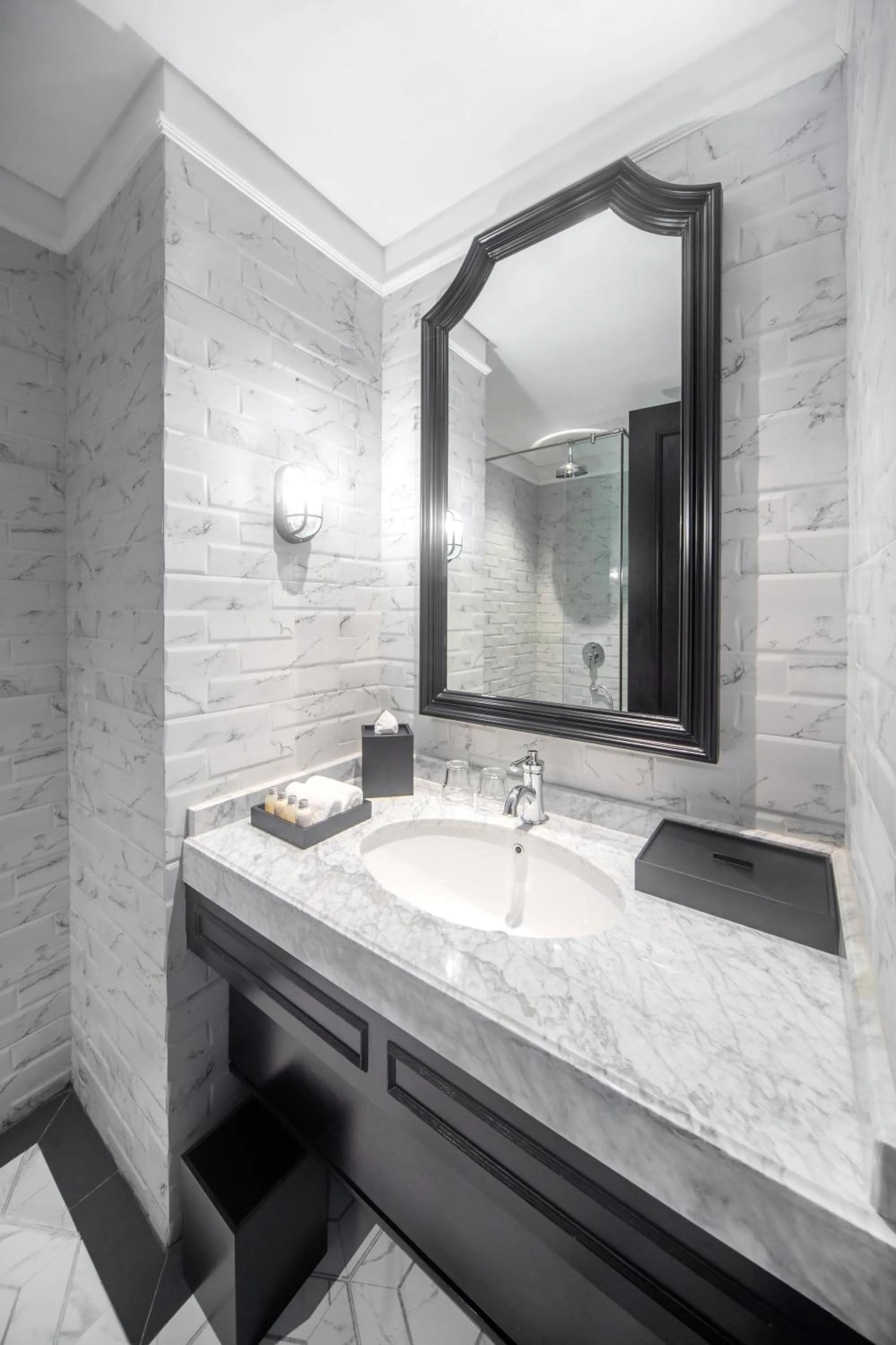 Bathroom in Hotel Des Indes Menteng