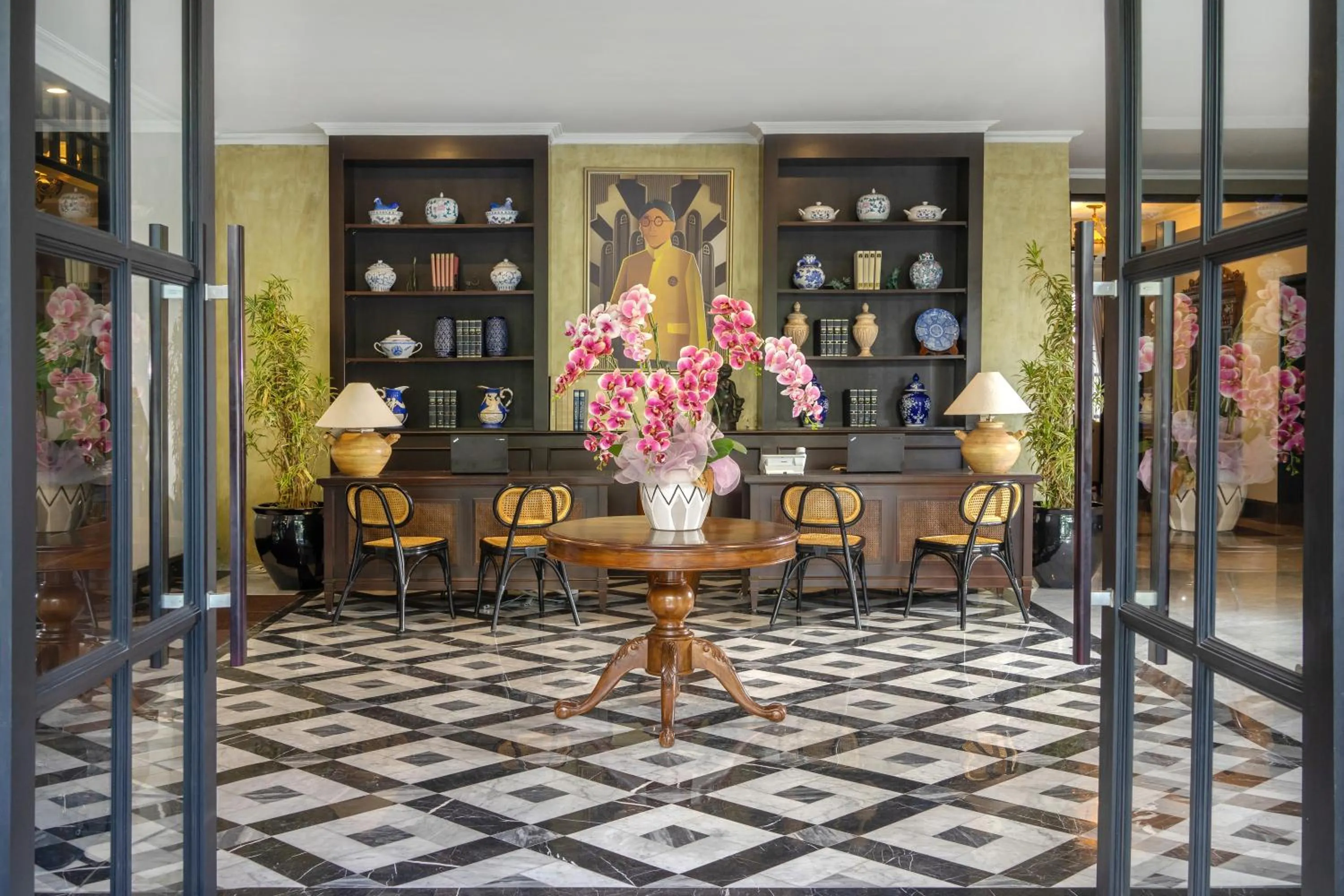 Property building in Hotel Des Indes Menteng