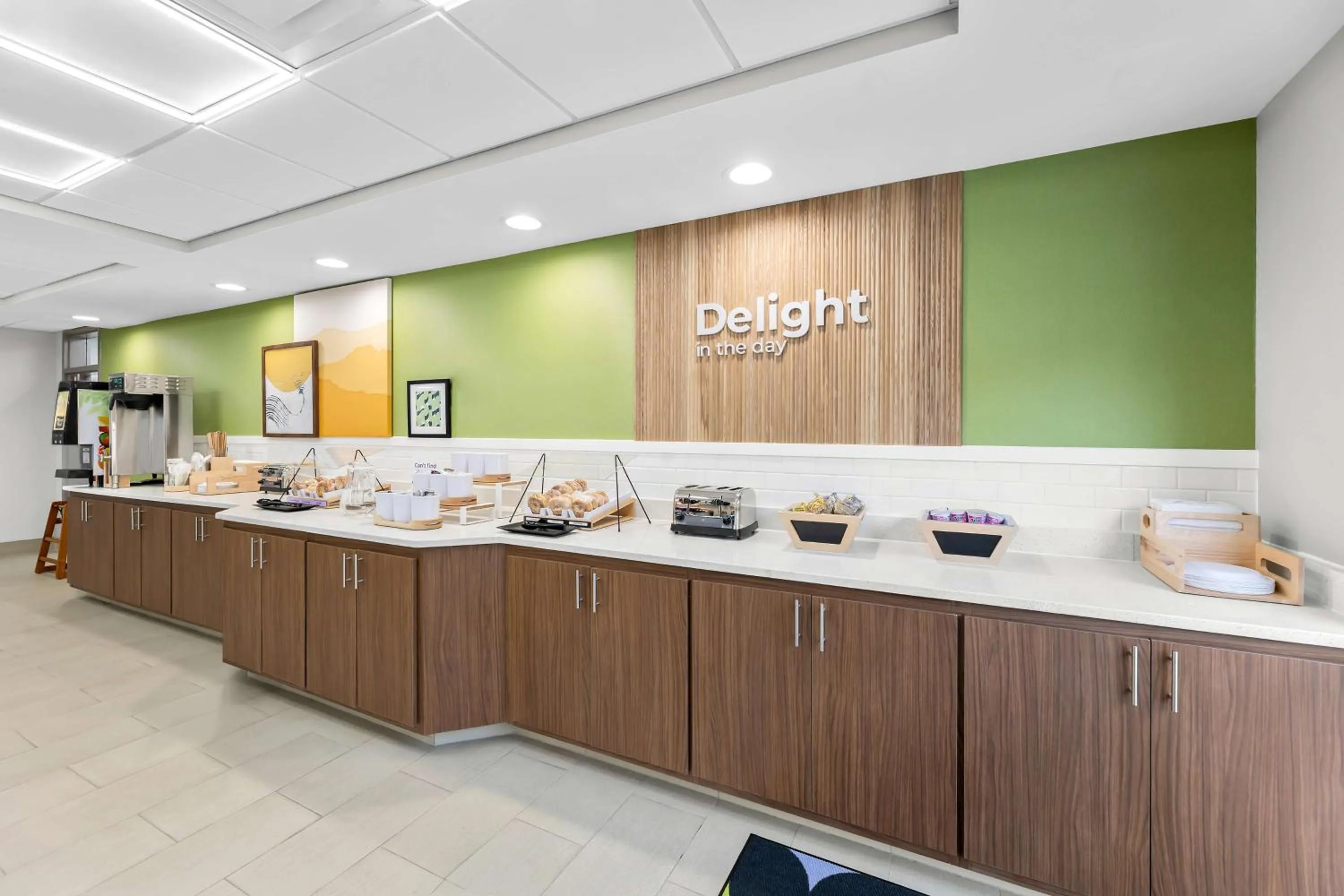 Breakfast in Wingate by Wyndham Tupelo