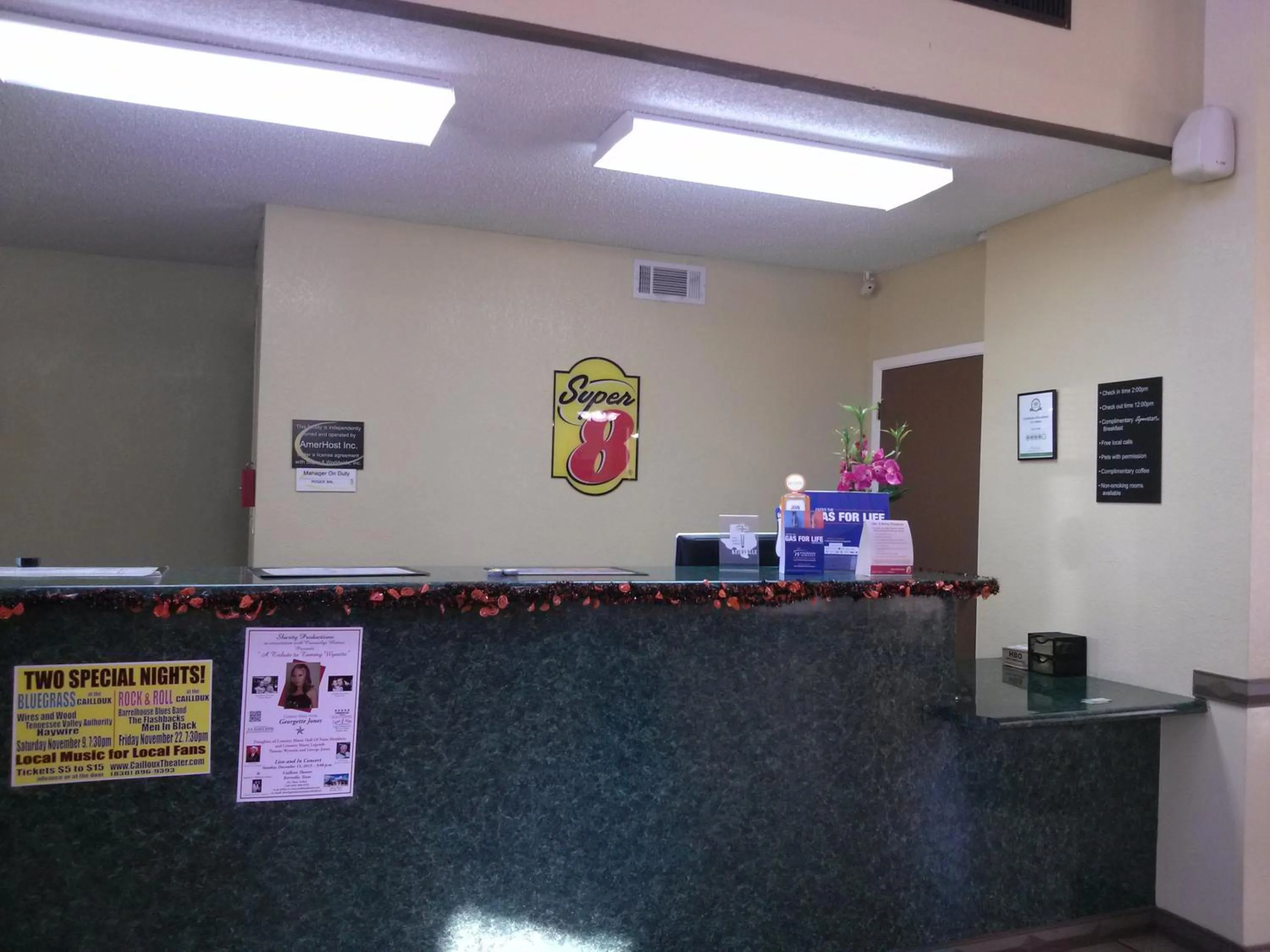 Lobby or reception in Super 8 by Wyndham Kerrville TX