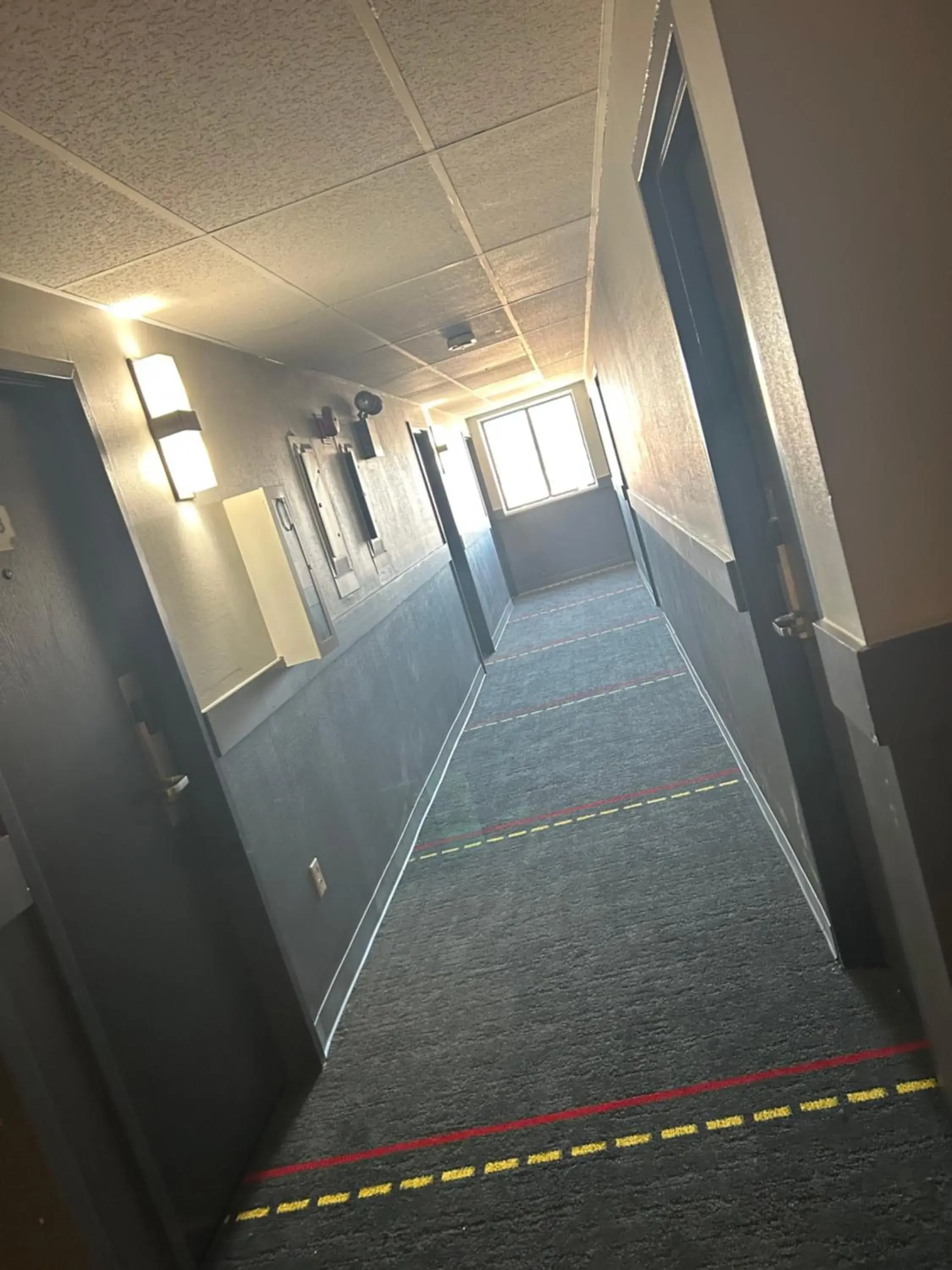 Property building in Super 8 by Wyndham Williston ND Property building in Super 8 by Wyndham Williston ND