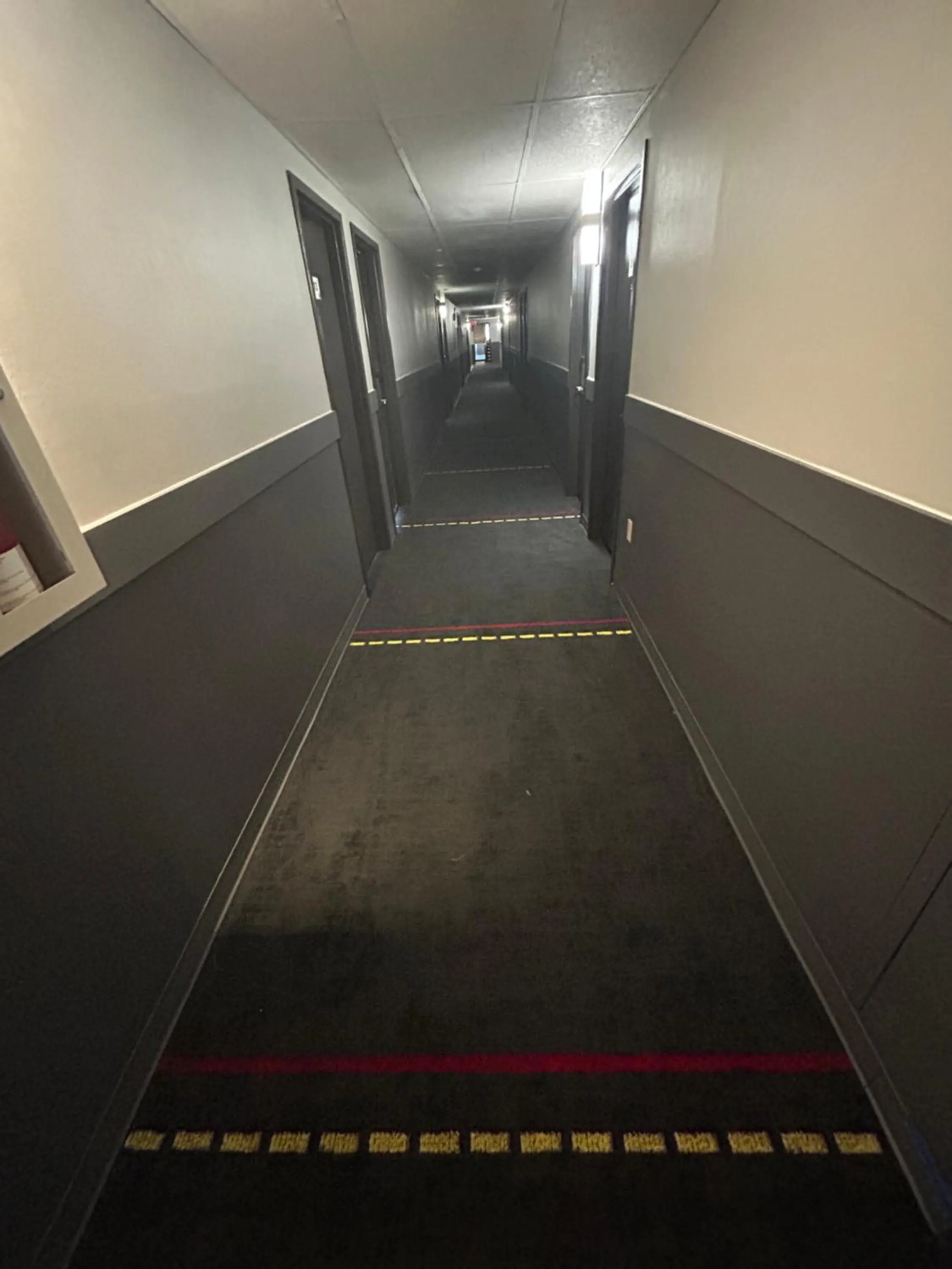 Super 8 by Wyndham Williston ND