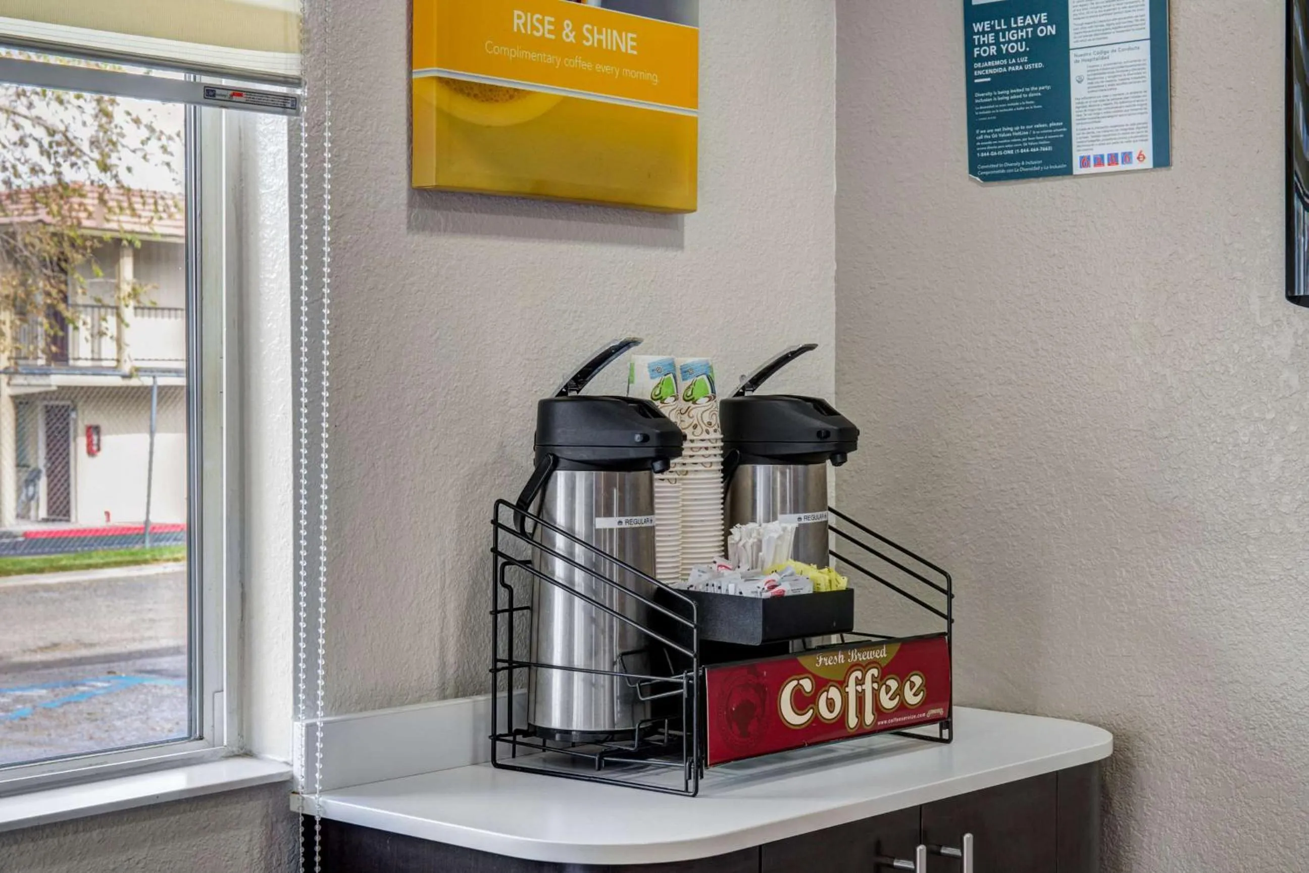 Restaurant/places to eat in Motel 6-Carson City, NV