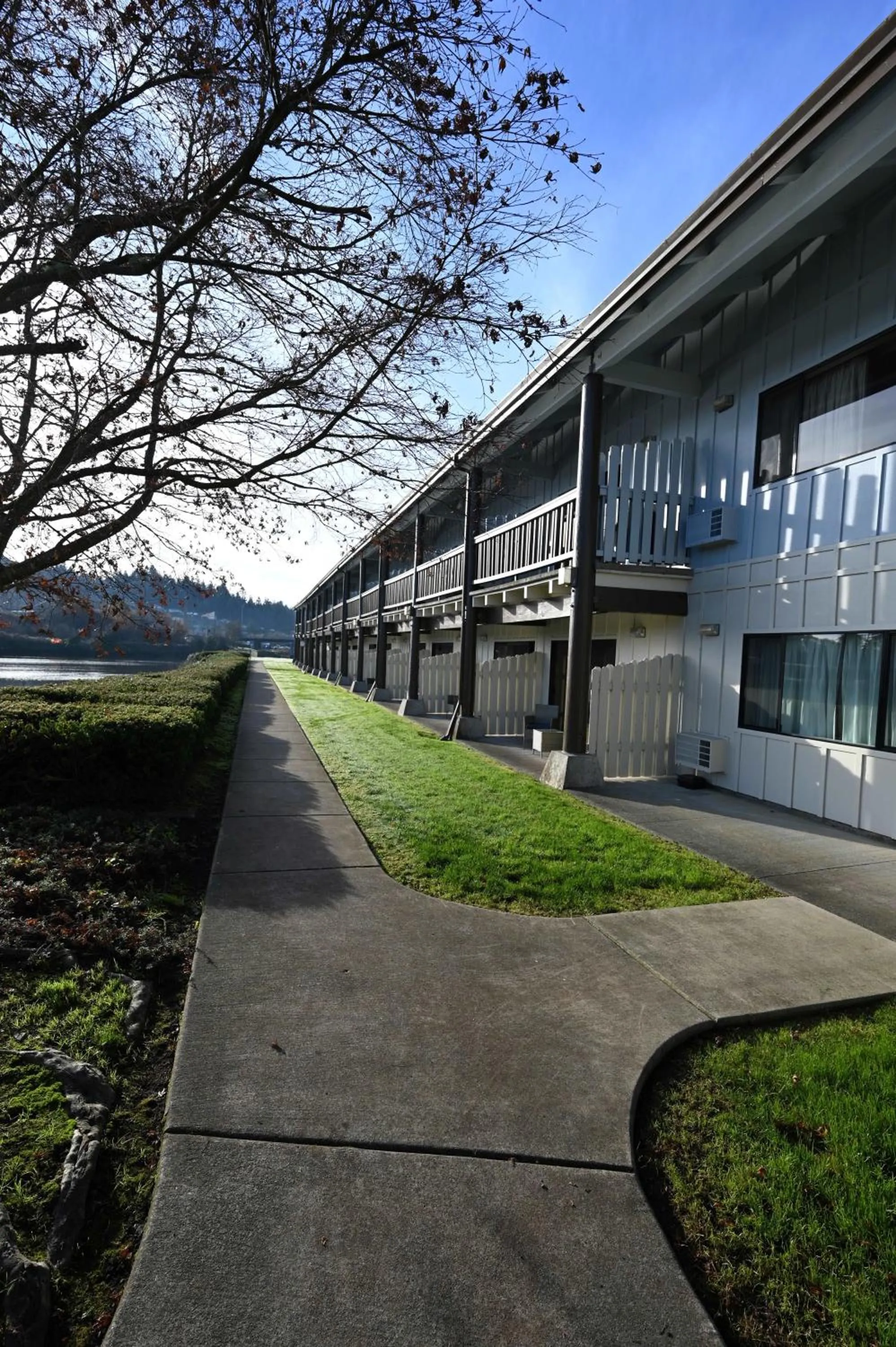 Edgewater Inn and Suites, an Ascend Collection Hotel