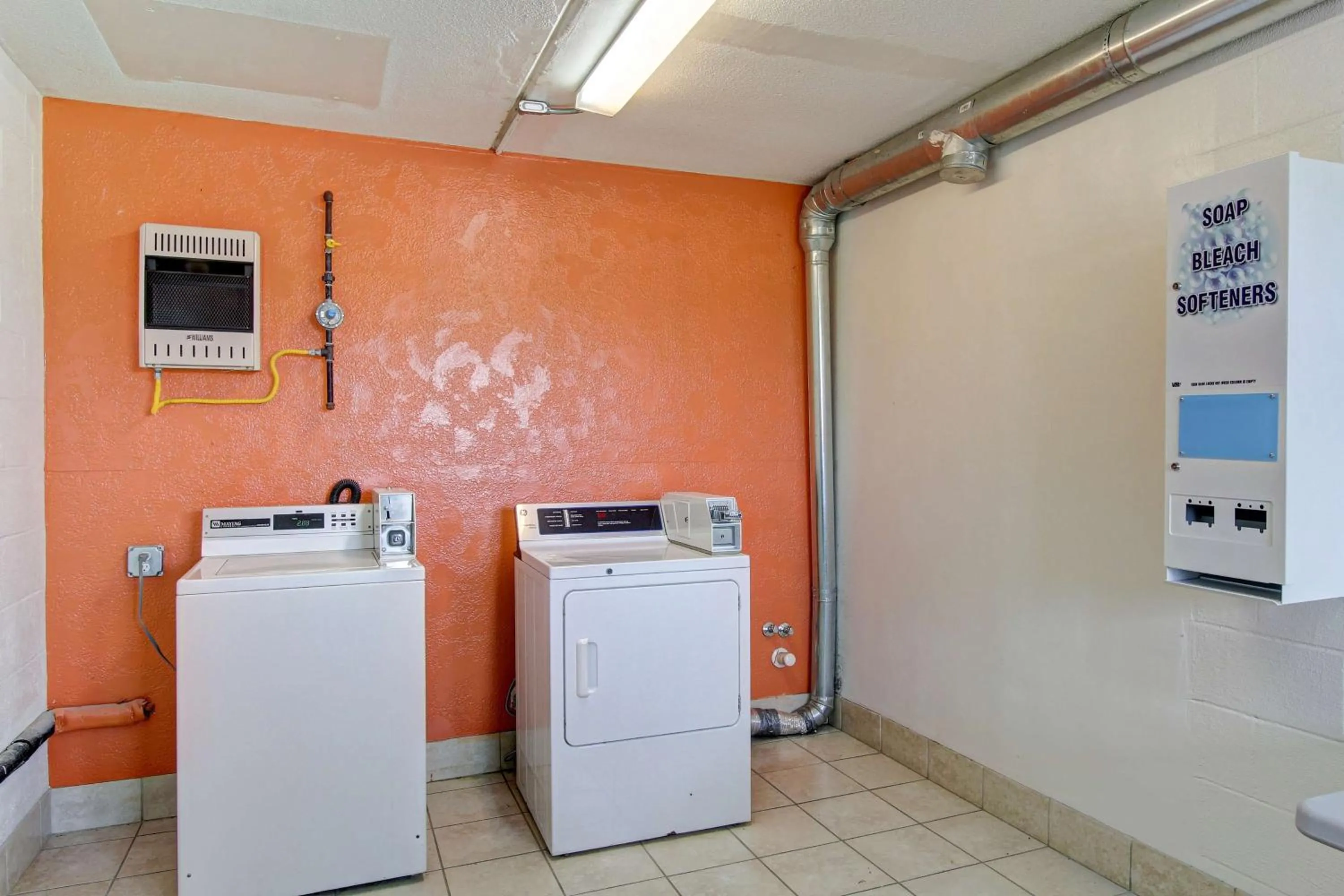 On site in Motel 6-North Ridgeville, OH - Cleveland Intl Airport - N Ridgeville