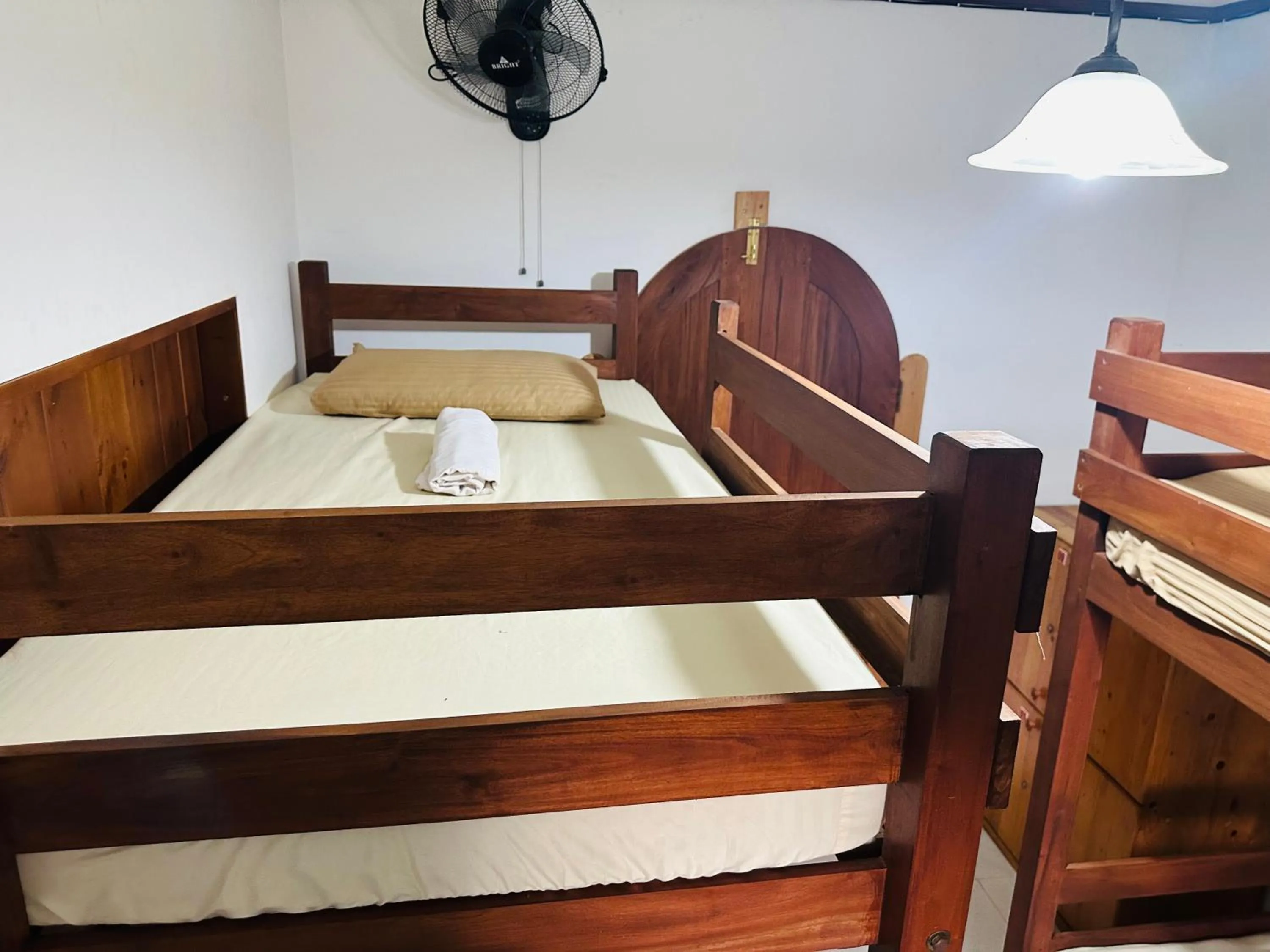 Bedroom, Bed in Sky Hostel Negombo