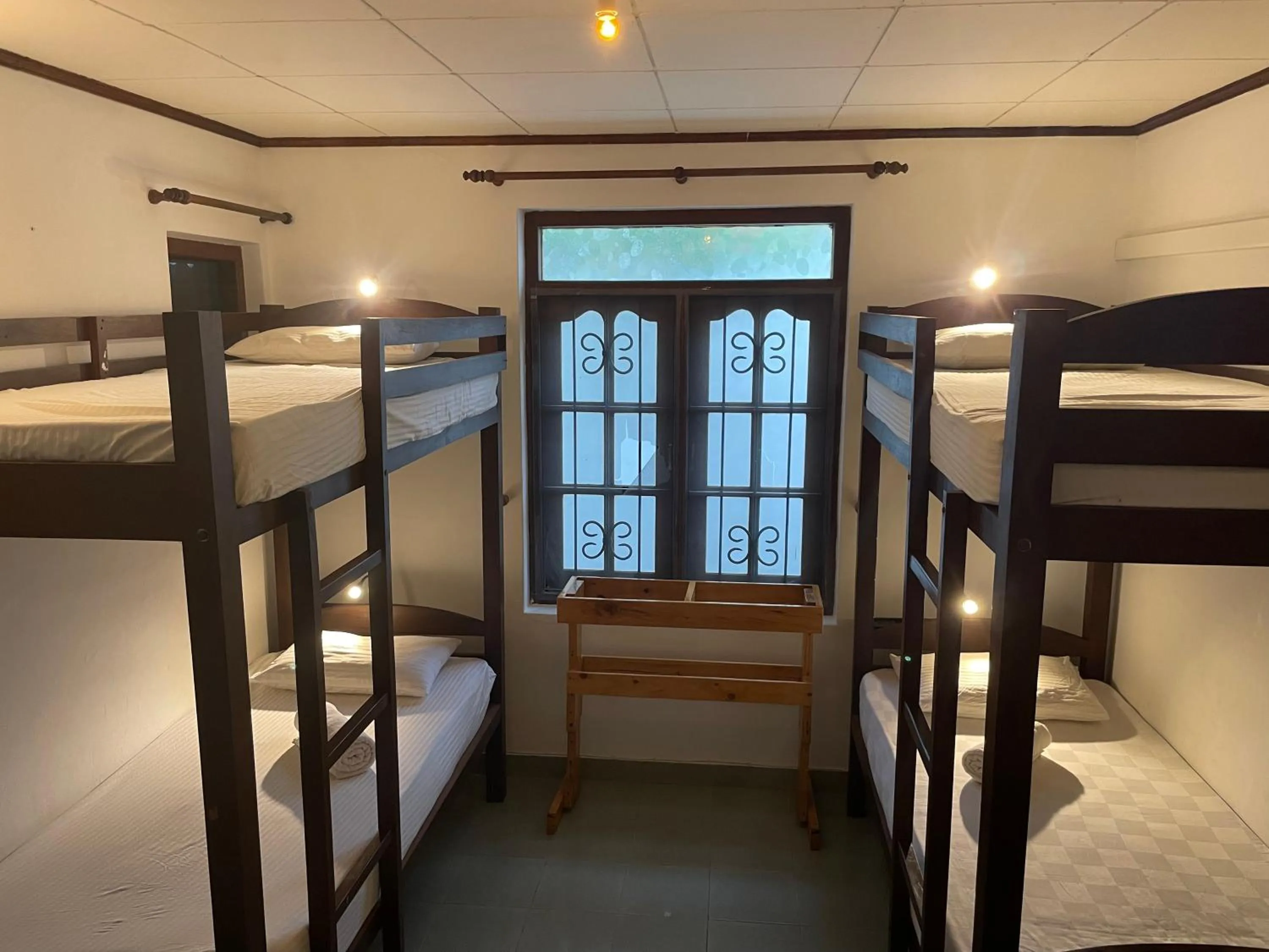 Bed in Sky Hostel Negombo