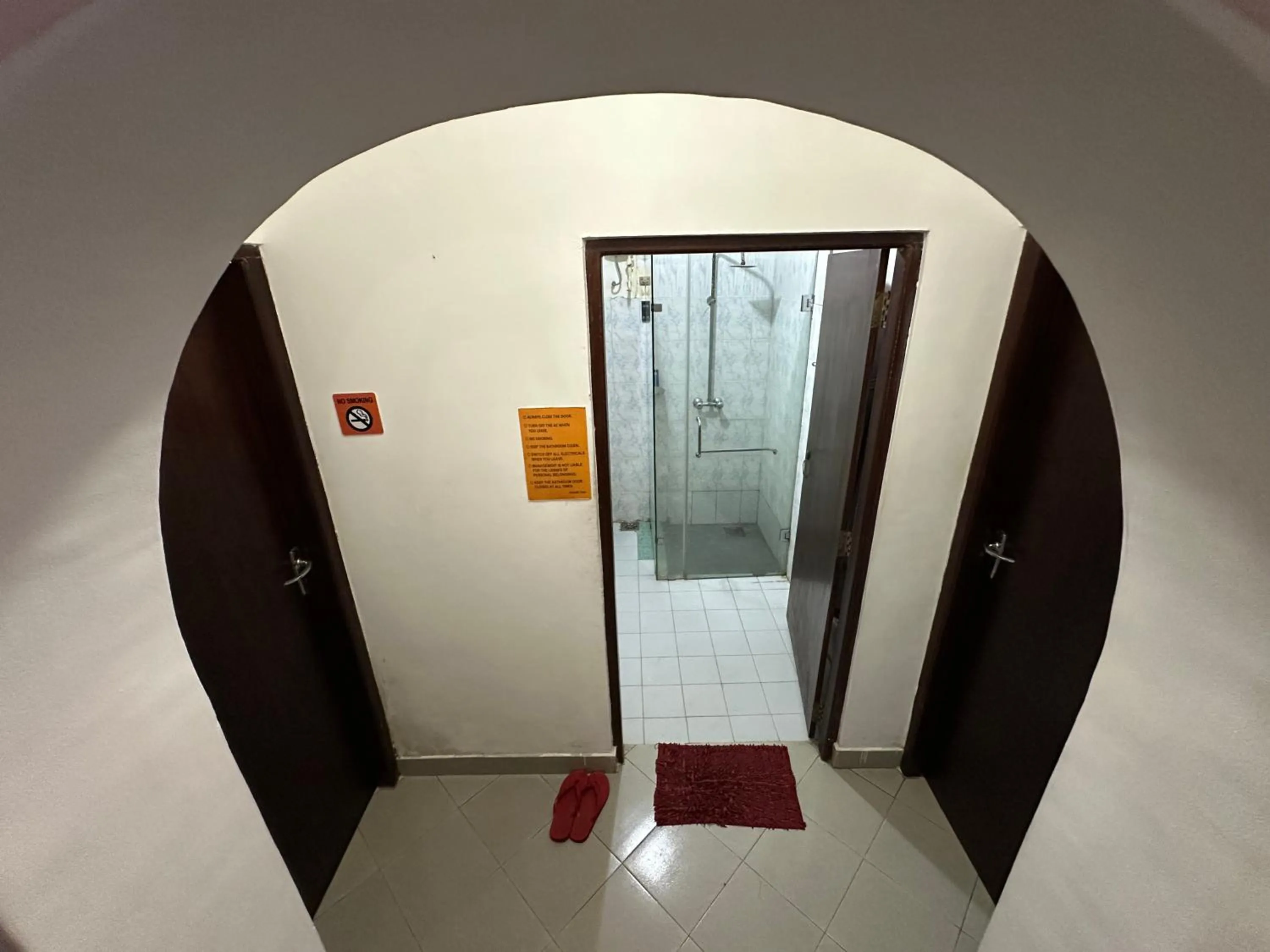 Bathroom in Sky Hostel Negombo