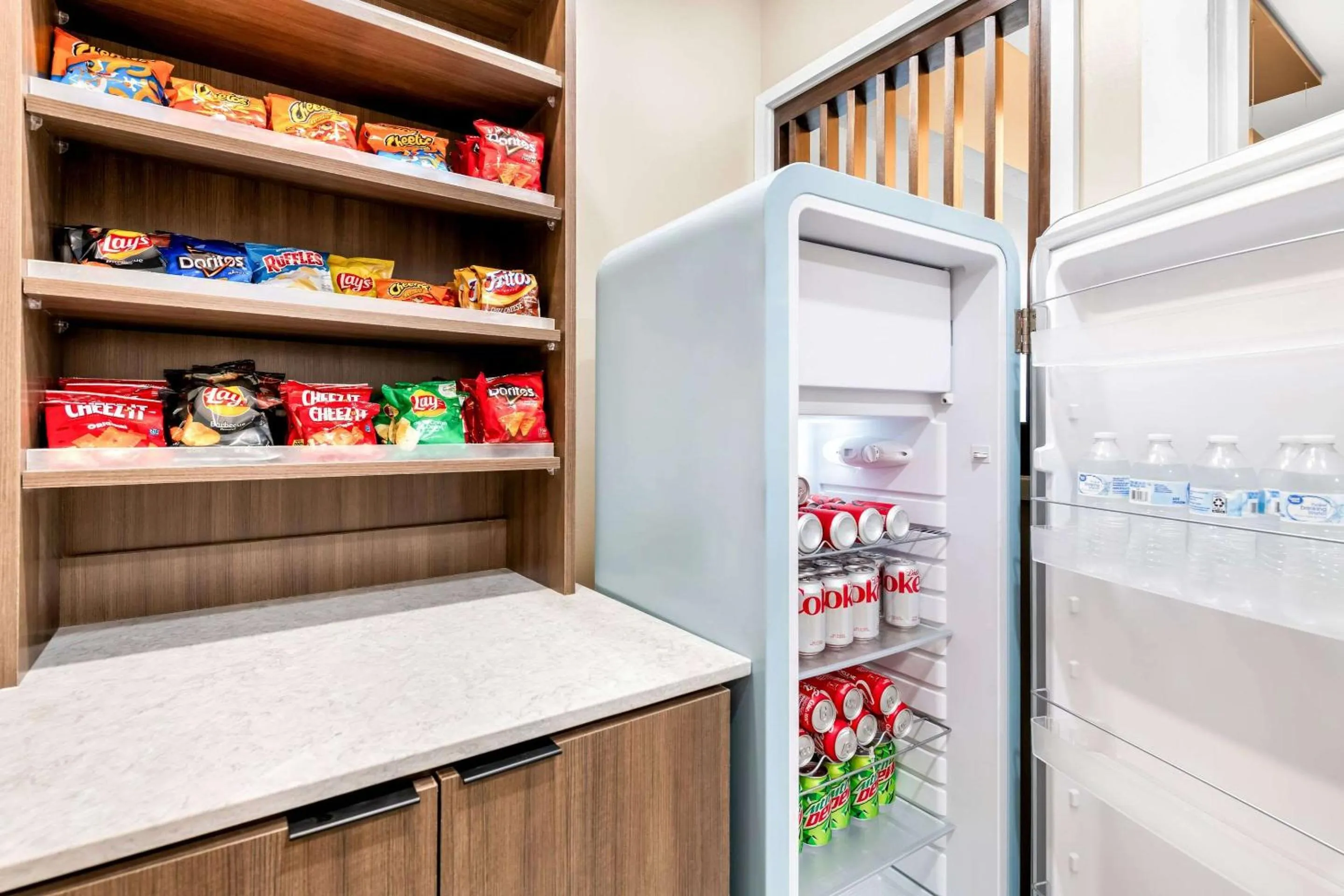 Food and drinks in Sleep Inn & Suites Pigeon Forge Downtown