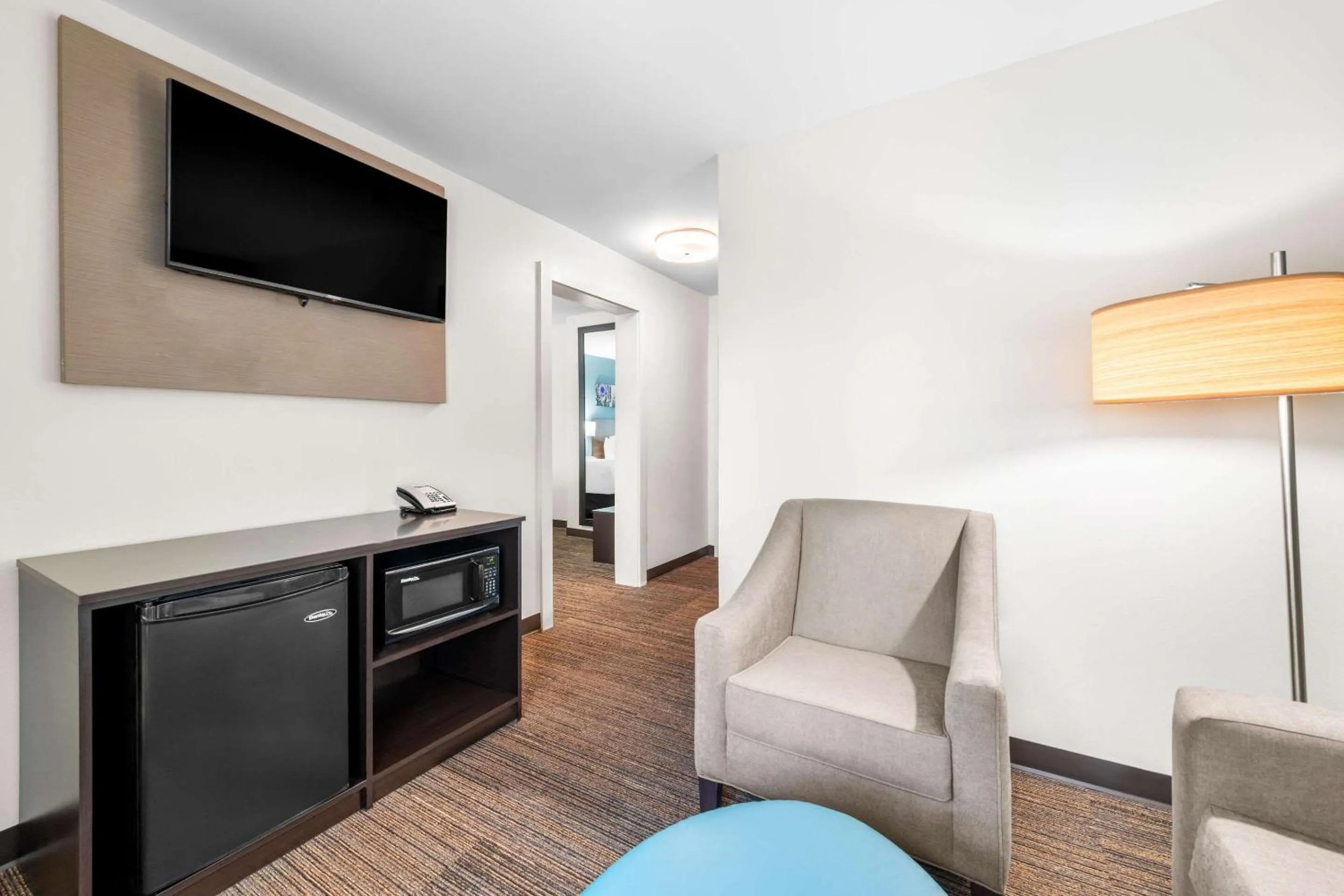 TV and multimedia in Sleep Inn & Suites Pigeon Forge Downtown