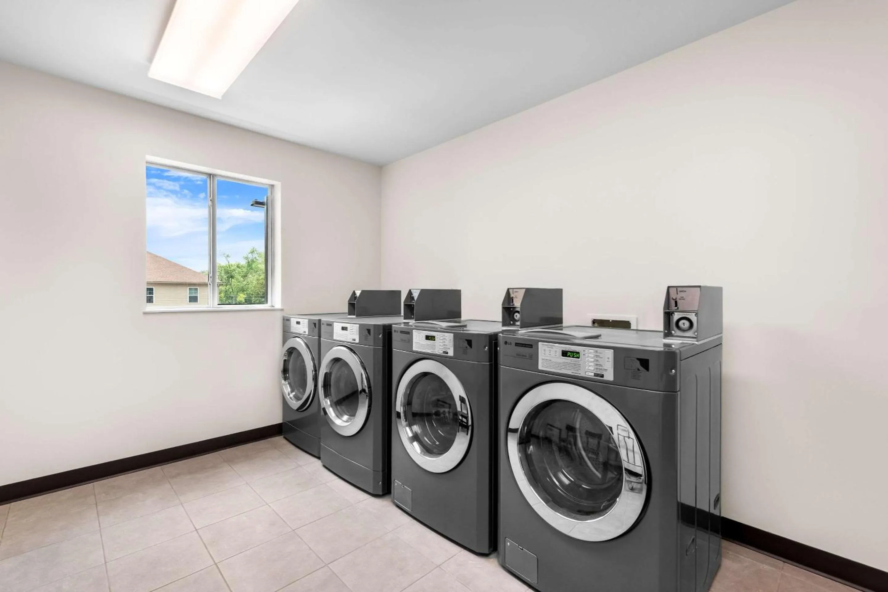 laundry in Sleep Inn & Suites Pigeon Forge Downtown