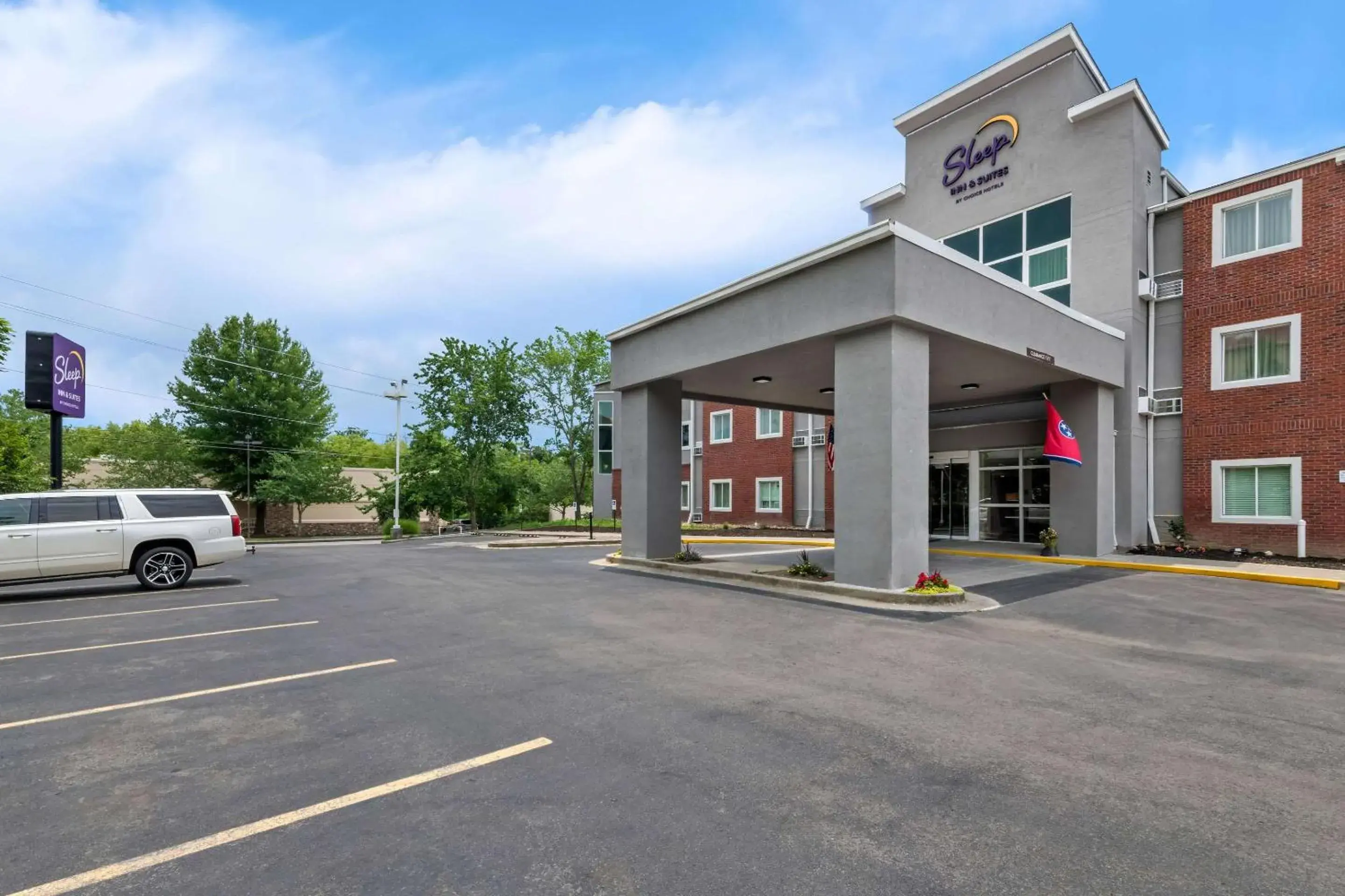 Property building in Sleep Inn & Suites Pigeon Forge Downtown Property building in Sleep Inn & Suites Pigeon Forge Downtown