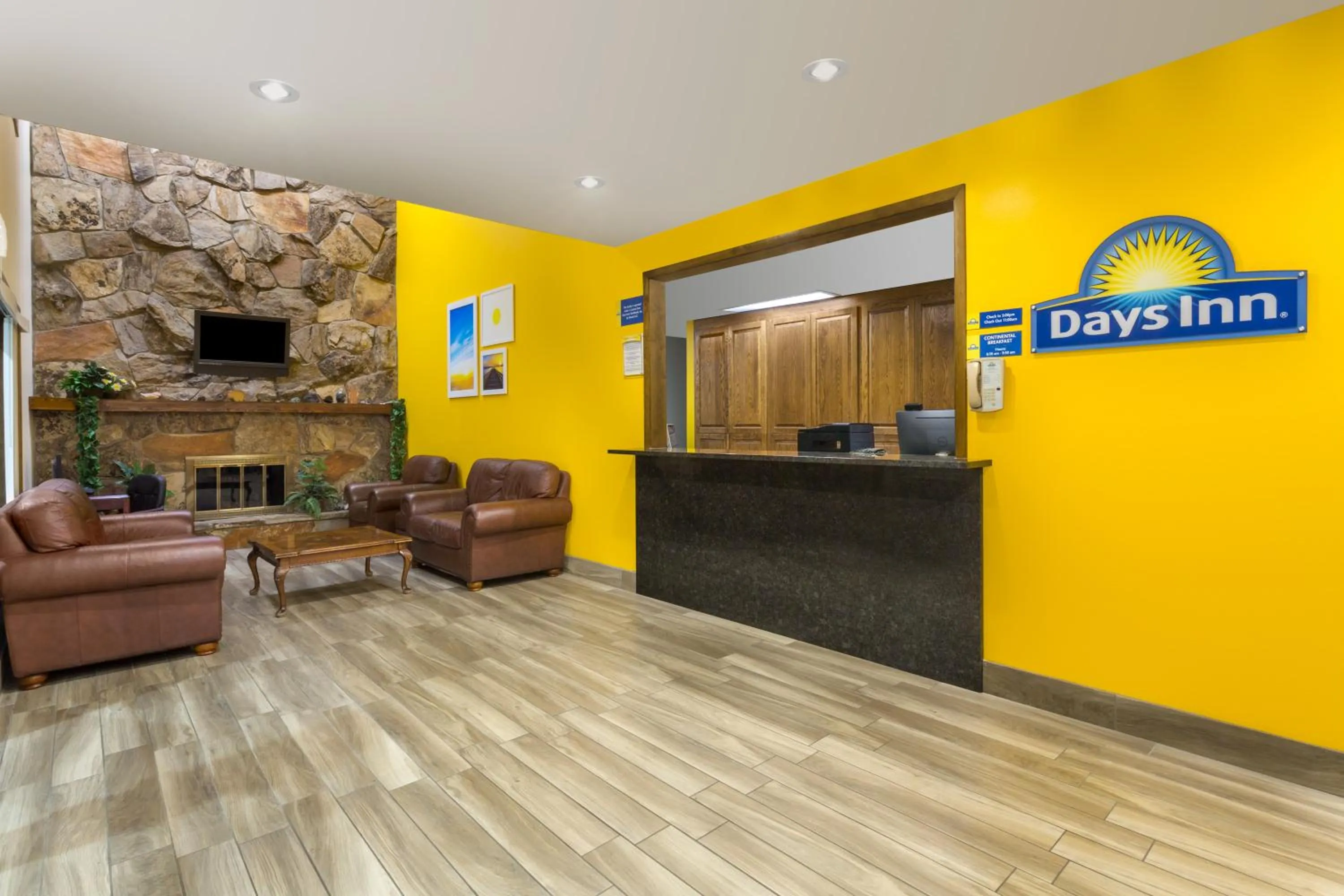 Lobby or reception in Days Inn by Wyndham Delta