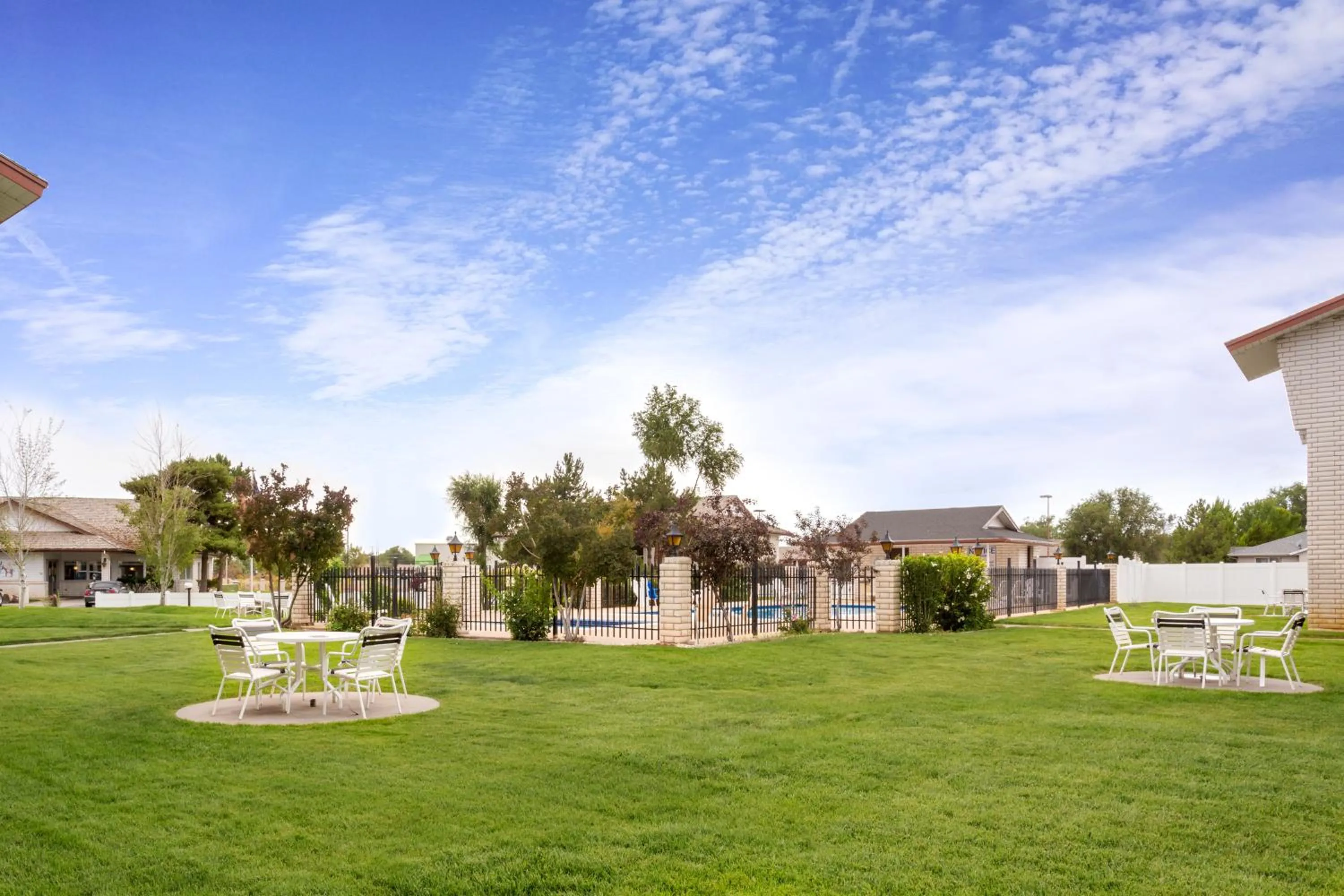 Garden in Days Inn by Wyndham Delta