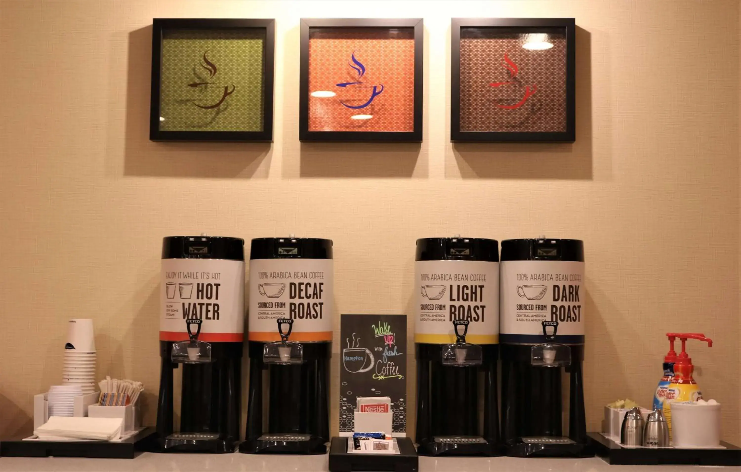 Lobby or reception in Hampton Inn & Suites Fremont Lobby or reception in Hampton Inn & Suites Fremont