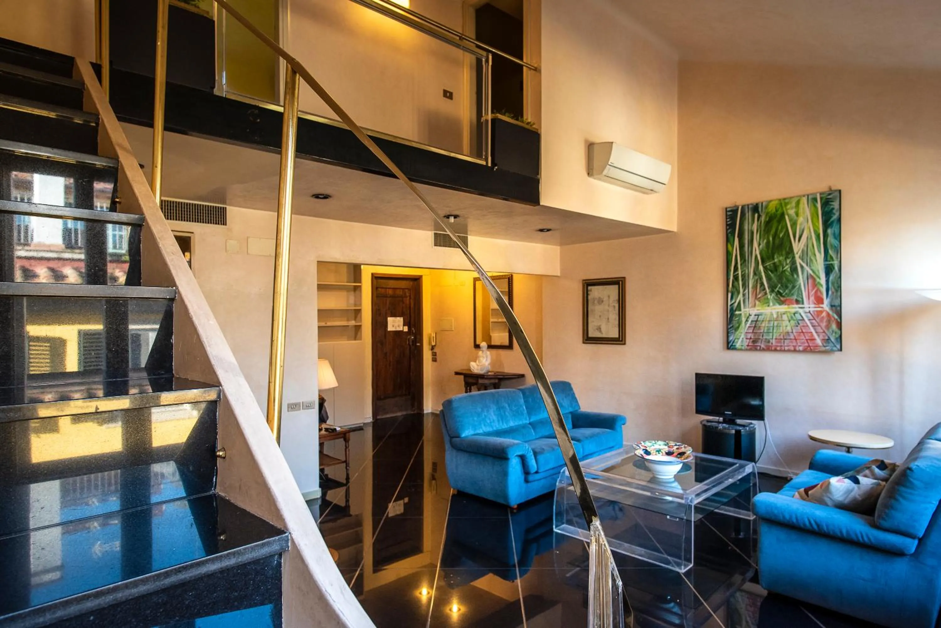 Living room in Borgo San Lorenzo Attico Duomo