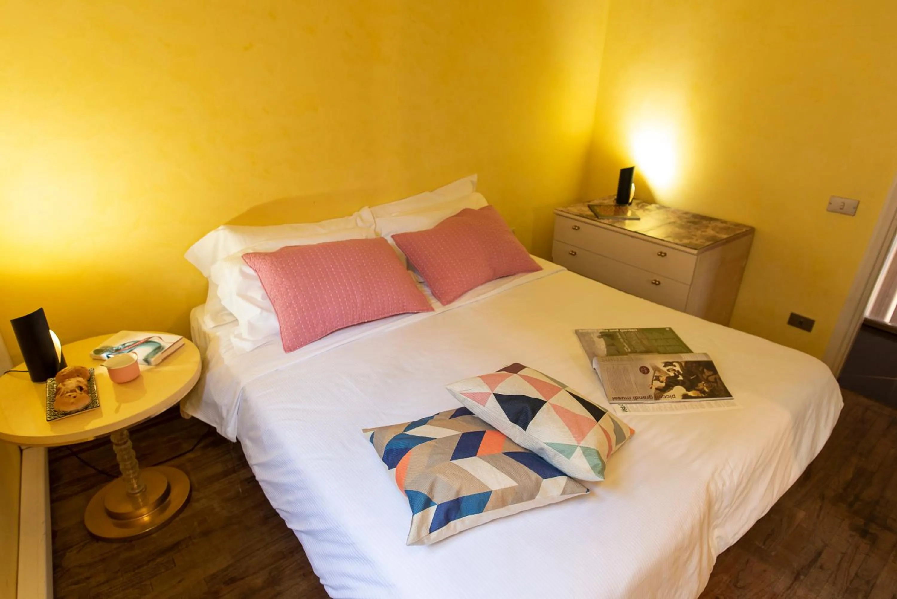 Bed in Borgo San Lorenzo Attico Duomo