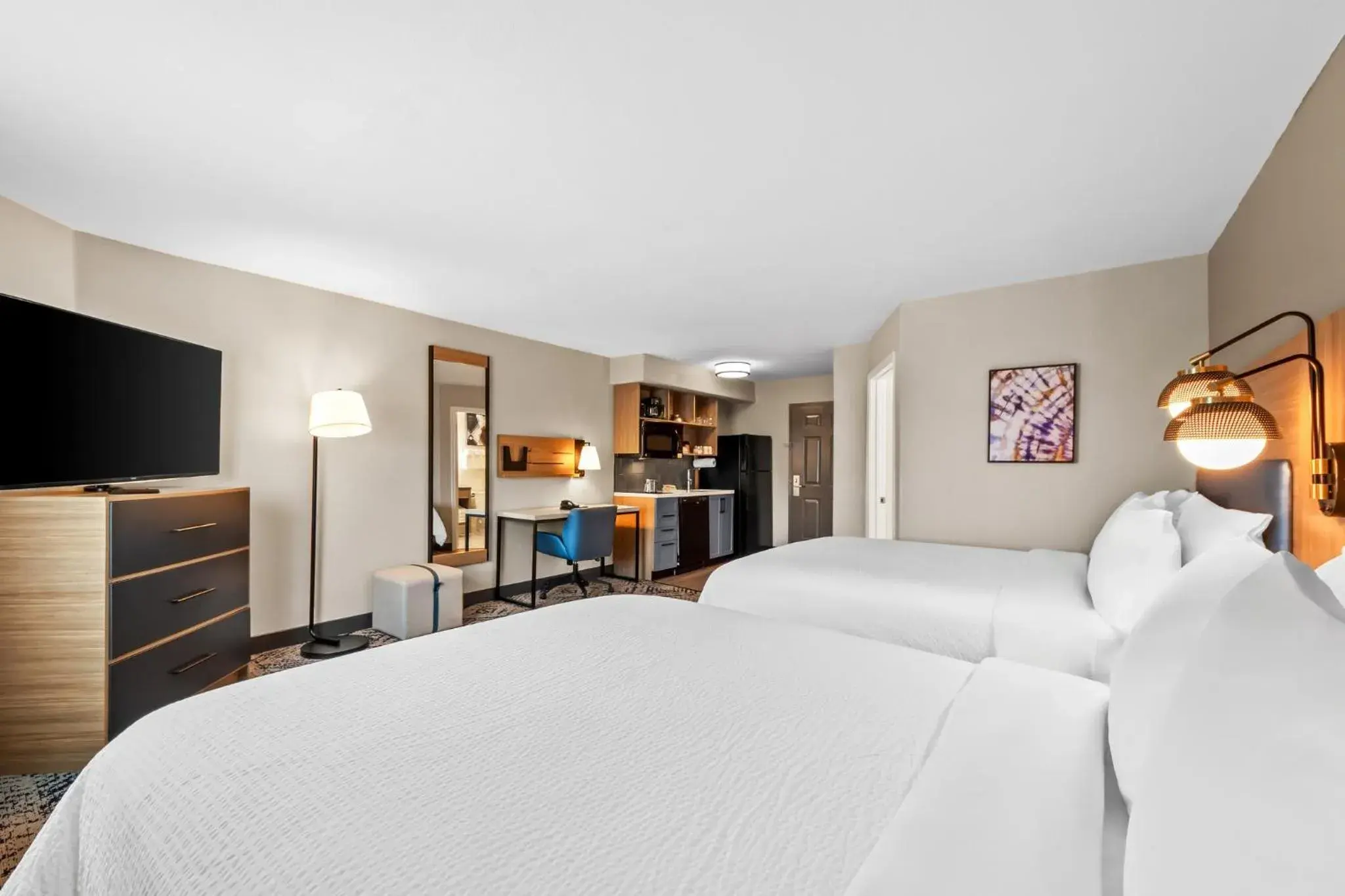 Photo of the whole room, Bed in Candlewood Victoria by IHG Photo of the whole room, Bed in Candlewood Victoria by IHG